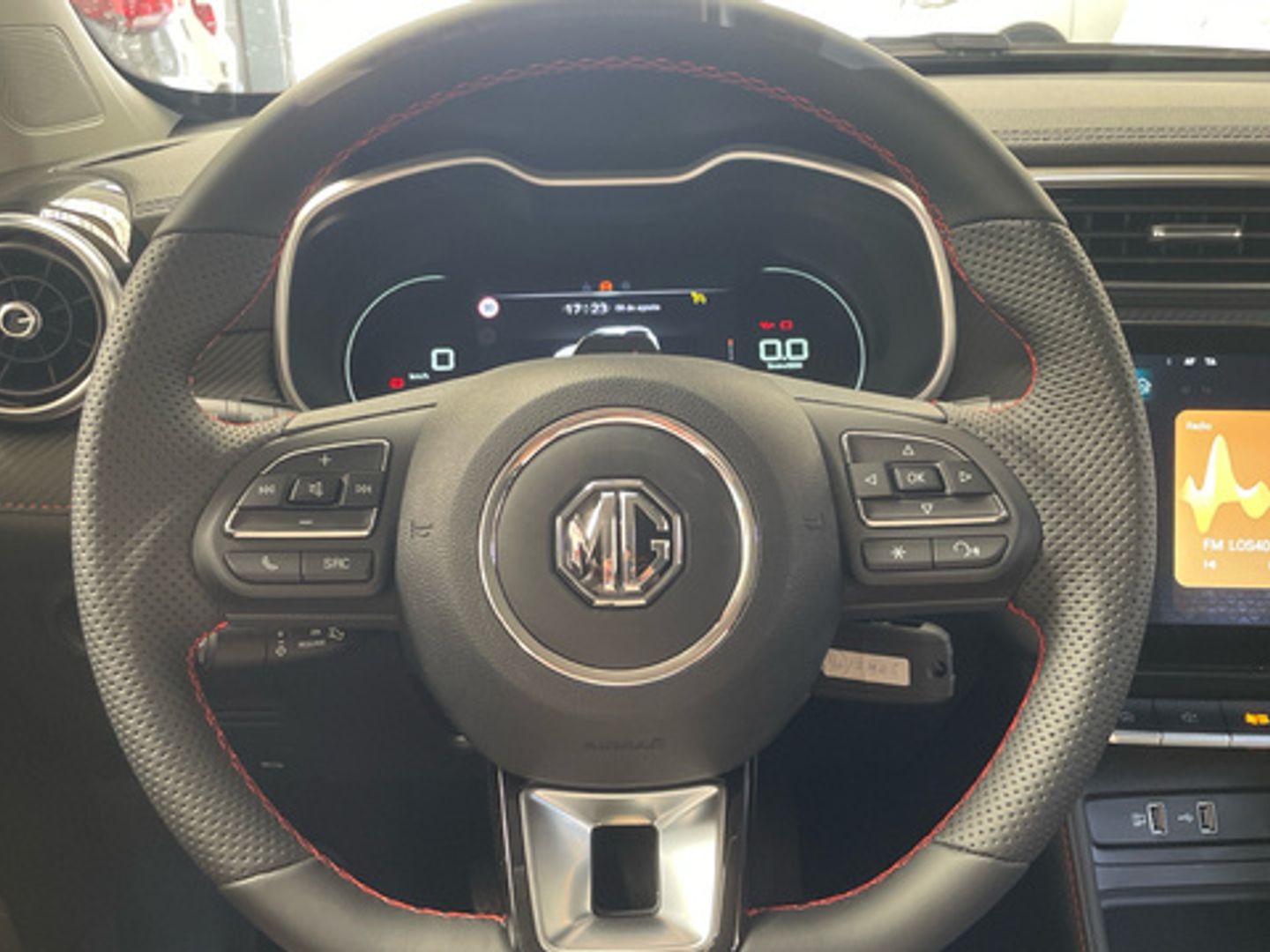 MG ZS 1.5 Luxury 78 kW (106 CV)