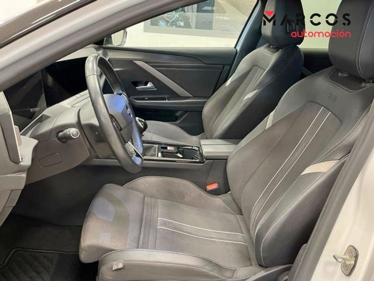 Opel Astra 1.2 Turbo XHT GS 96 kW (130 CV)