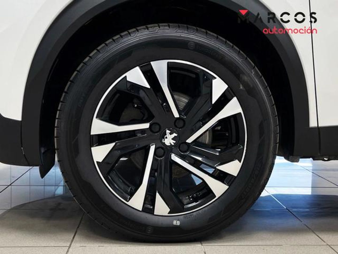 Peugeot 2008 PureTech 130 S&S Allure EAT8 96 kW (130 CV)