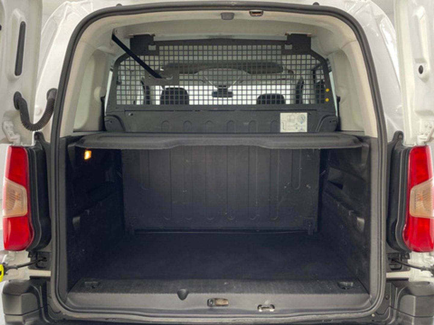 Citroen Berlingo BlueHDi 100 S&S Talla M Live Pack Business 75 kW (102 CV)