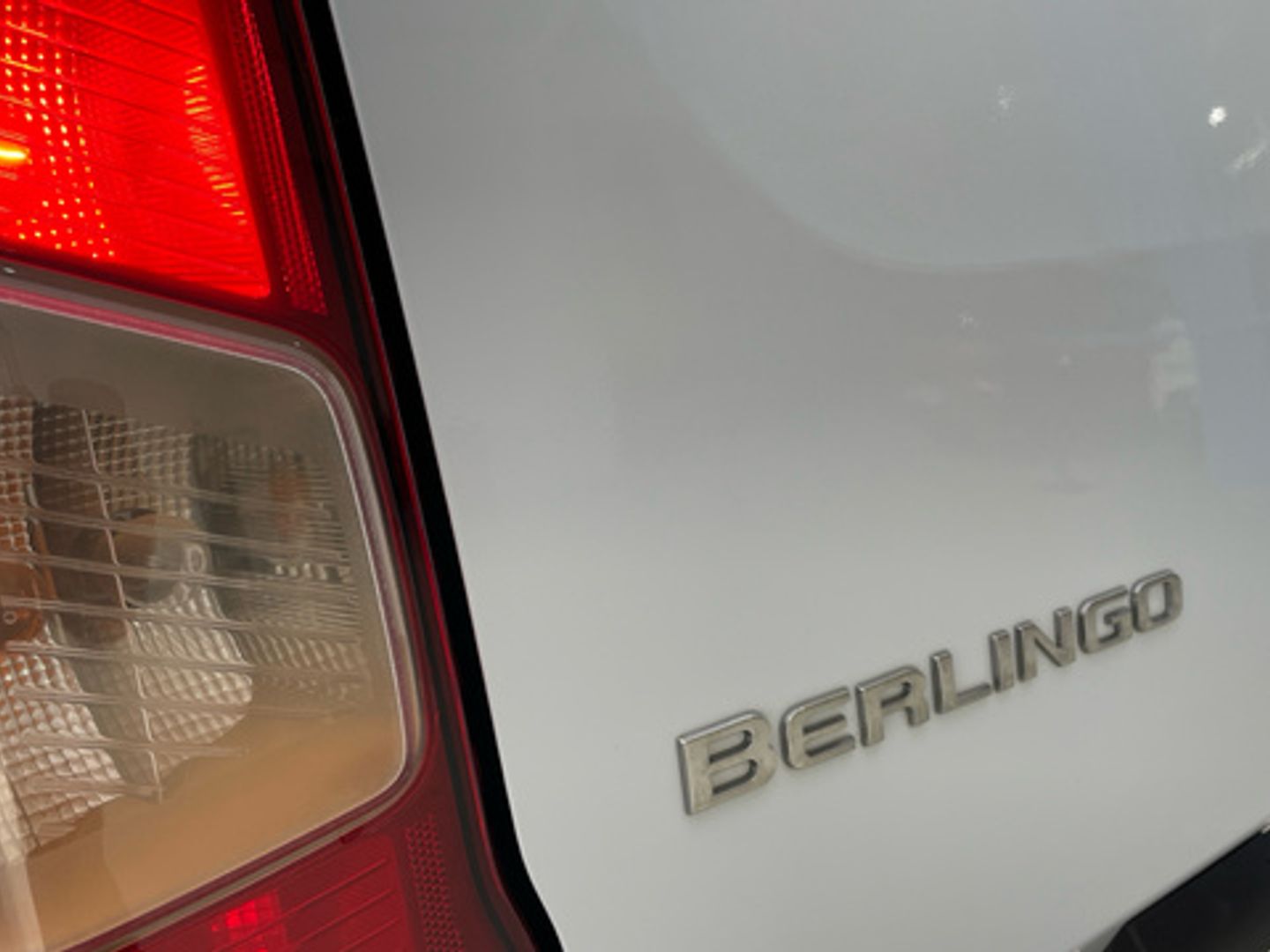 Citroen Berlingo BlueHDi 100 S&S Talla M Live Pack Business 75 kW (102 CV)