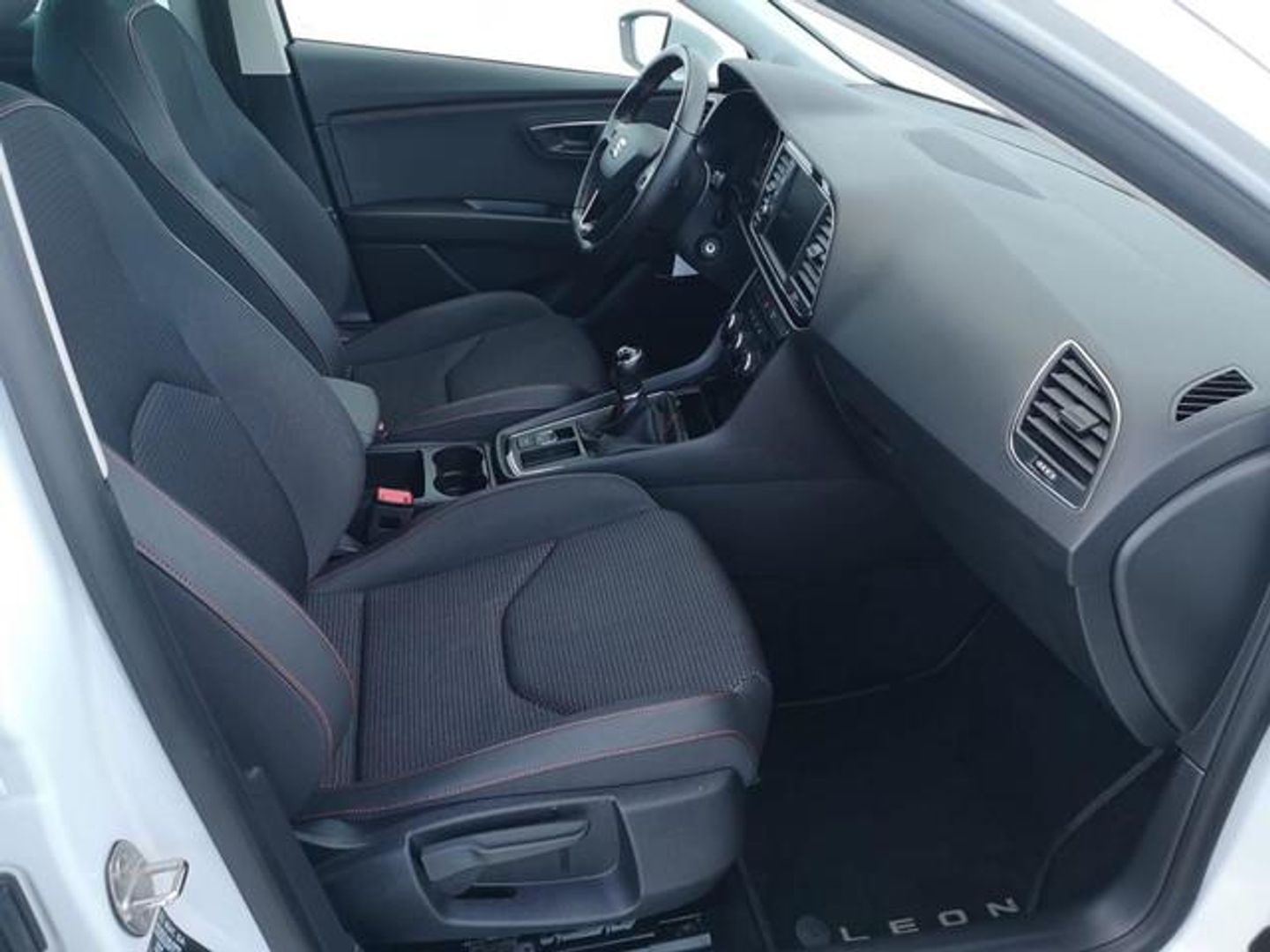SEAT Leon ST 2.0 TDI S&S FR XXL DSG 110 kW (150 CV)