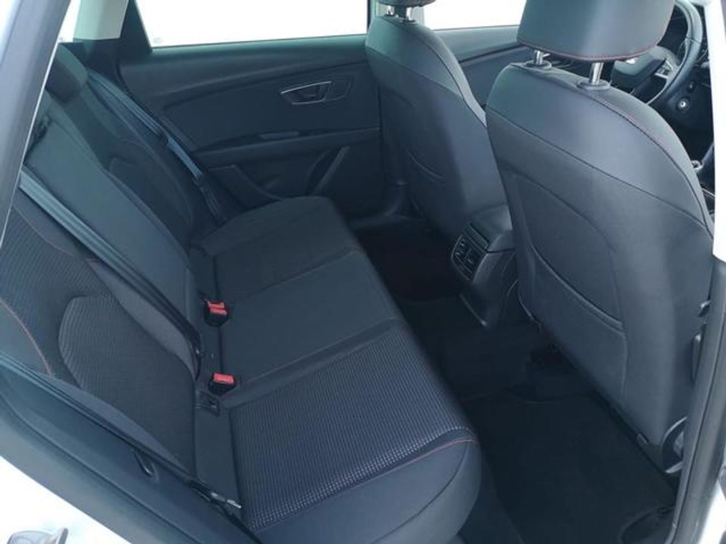 SEAT Leon ST 2.0 TDI S&S FR XXL DSG 110 kW (150 CV)