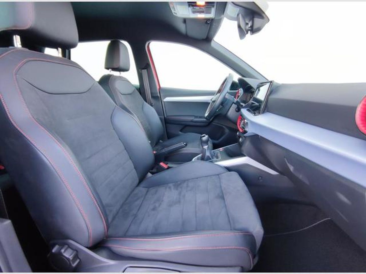 SEAT Arona 1.0 TSI FR 75 Aniversario DSG 85 kW (115 CV)