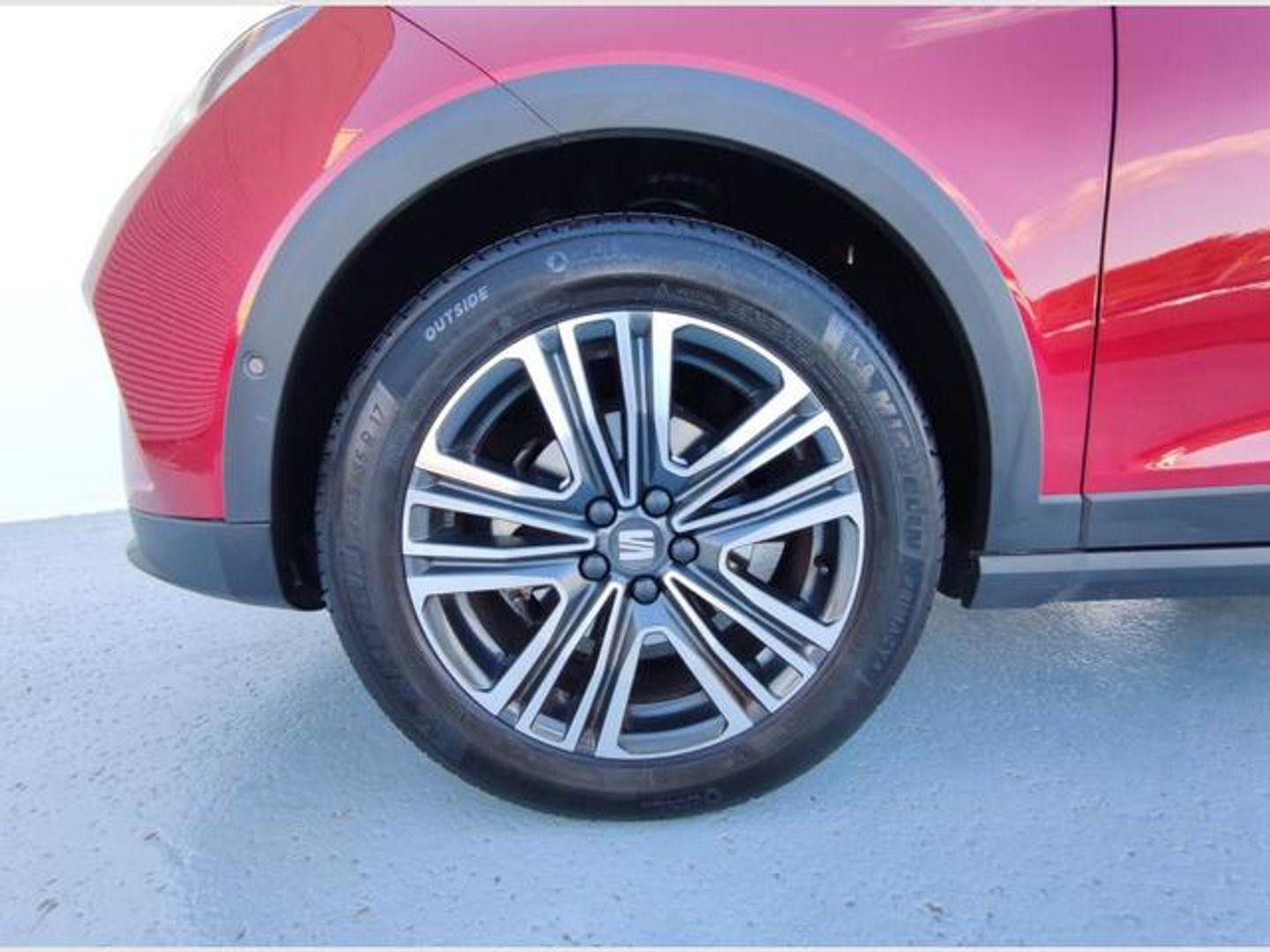 SEAT Arona 1.0 TSI FR 75 Aniversario DSG 85 kW (115 CV)
