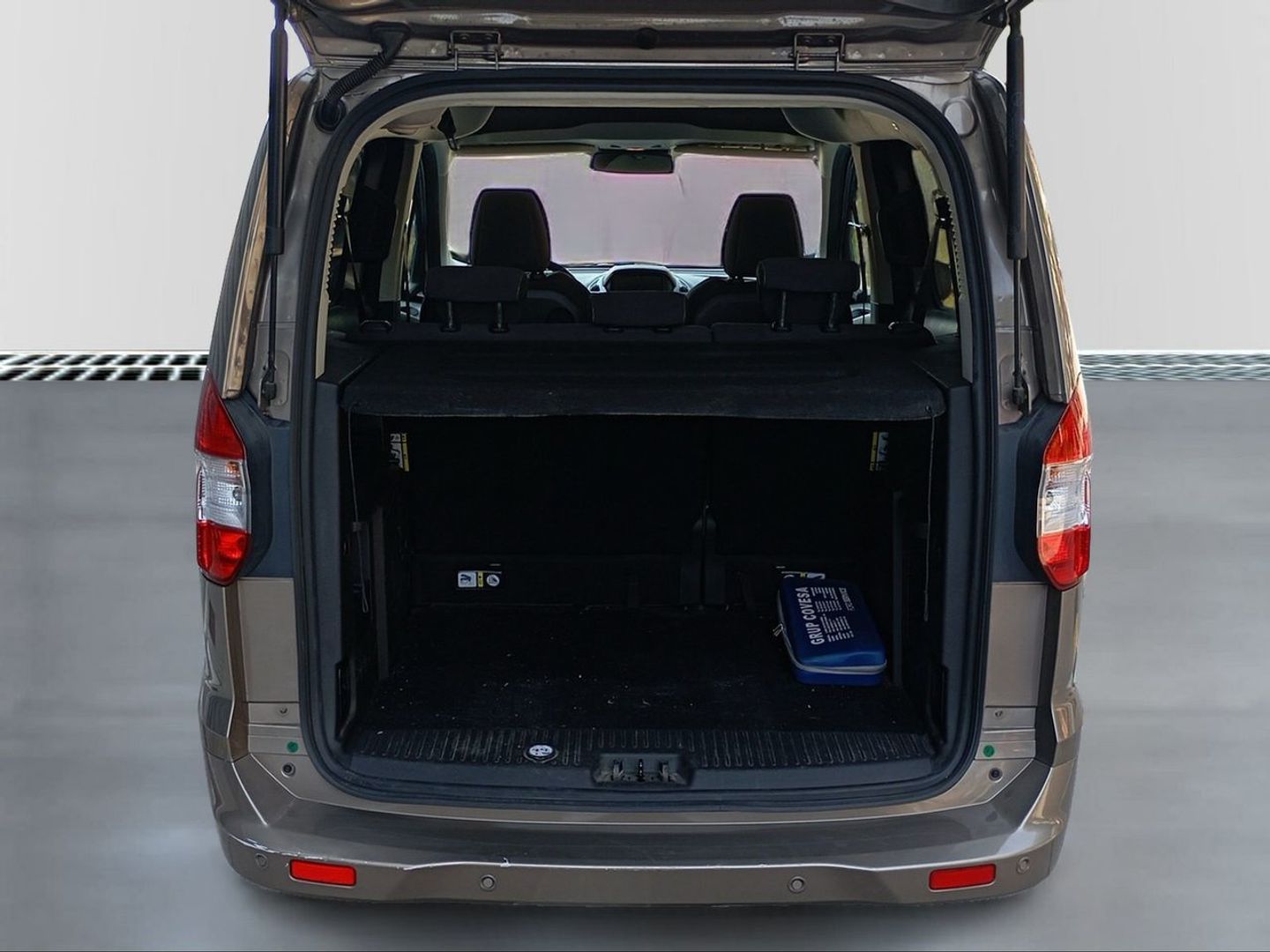 Ford Tourneo Courier 1.5 TDCi Titanium 74 kW (100 CV)