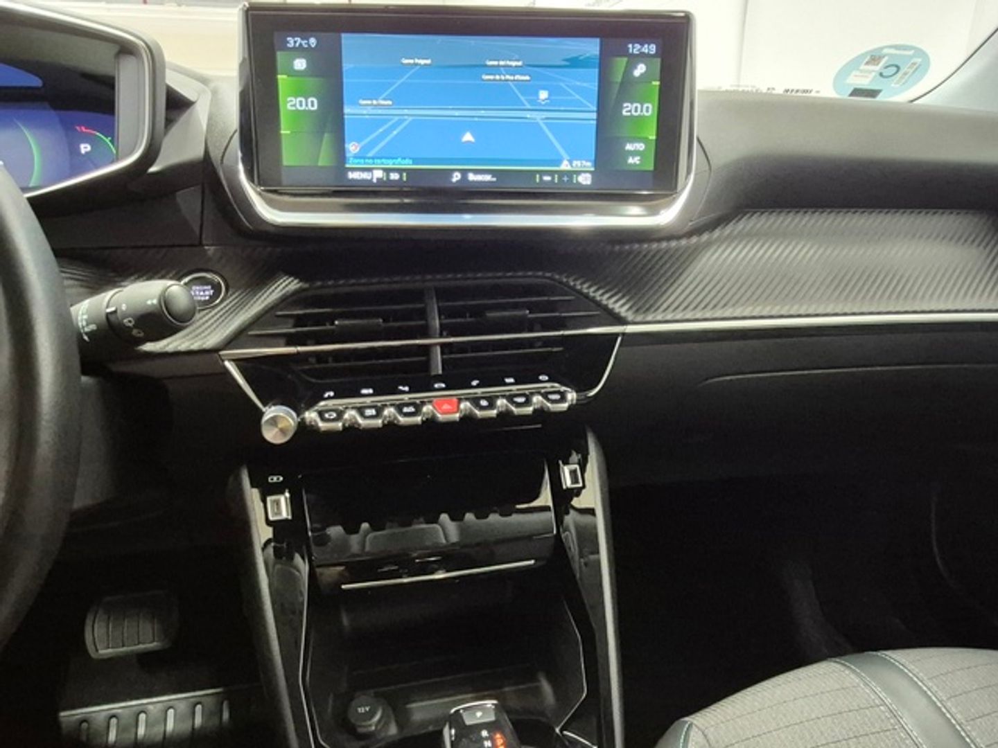 Peugeot 2008 PureTech 130 S&S Allure Pack EAT8 96 kW (130 CV)