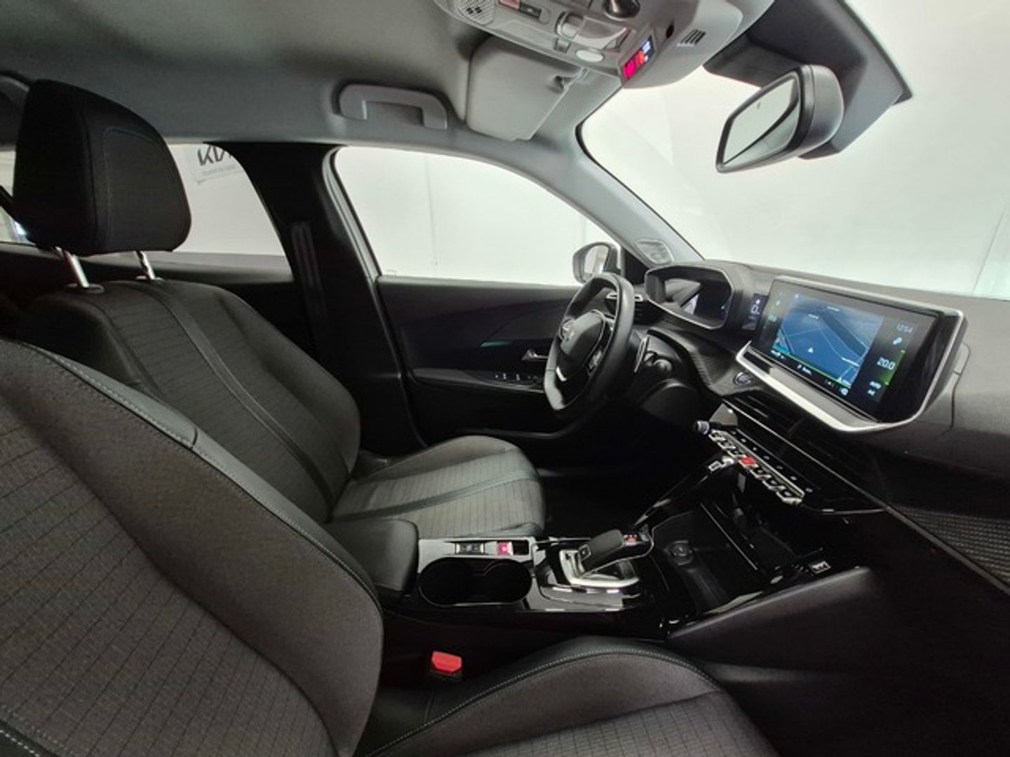 Peugeot 2008 PureTech 130 S&S Allure Pack EAT8 96 kW (130 CV)
