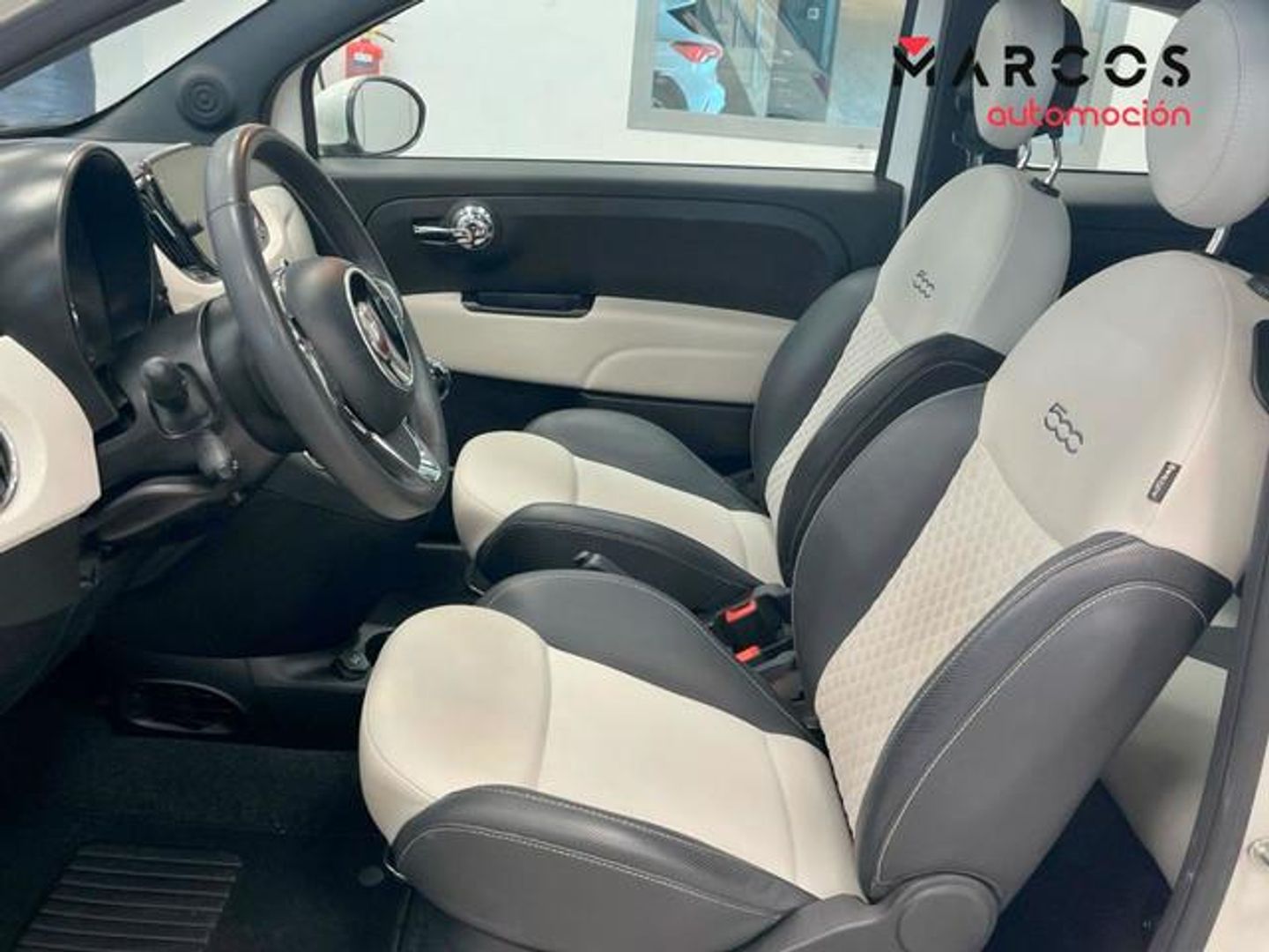 Fiat 500 1.0 Hybrid Dolcevita 51 kW (70 CV)