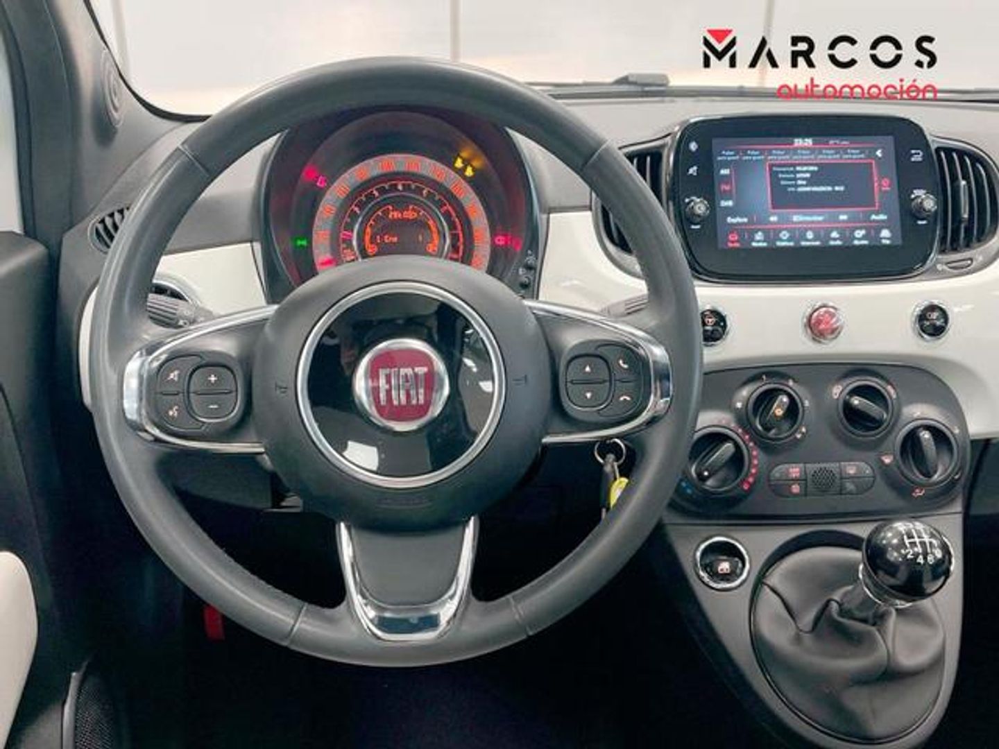 Fiat 500 1.0 Hybrid Dolcevita 51 kW (70 CV)