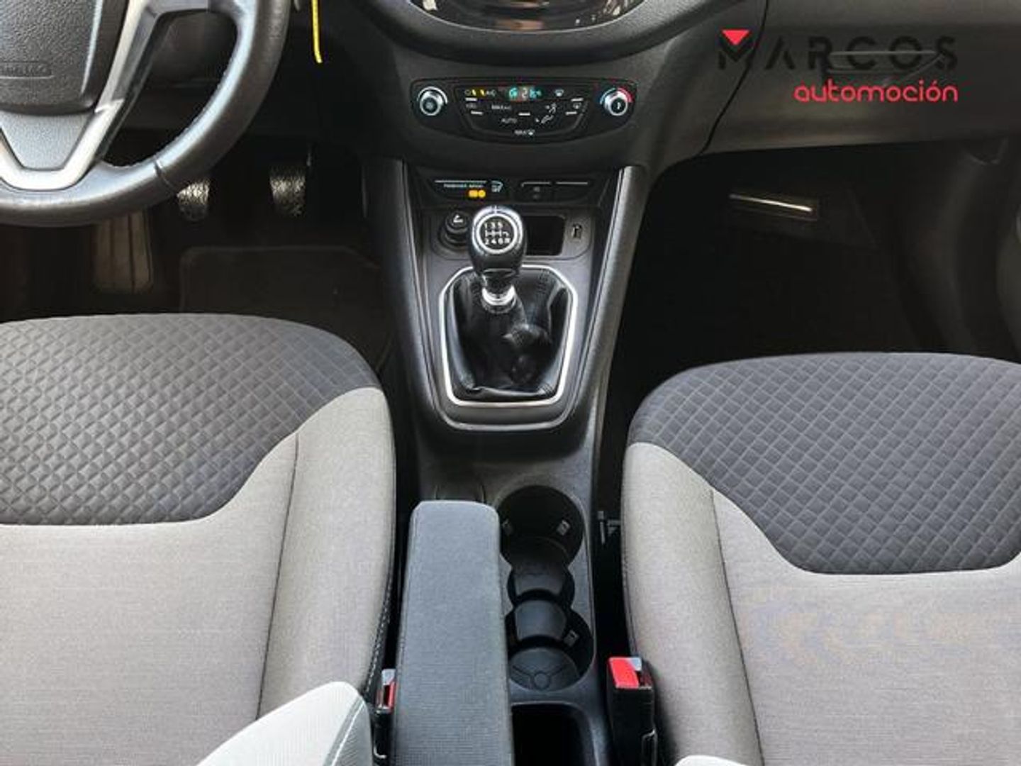 Ford Tourneo Courier 1.5 TDCi Titanium 74 kW (100 CV)