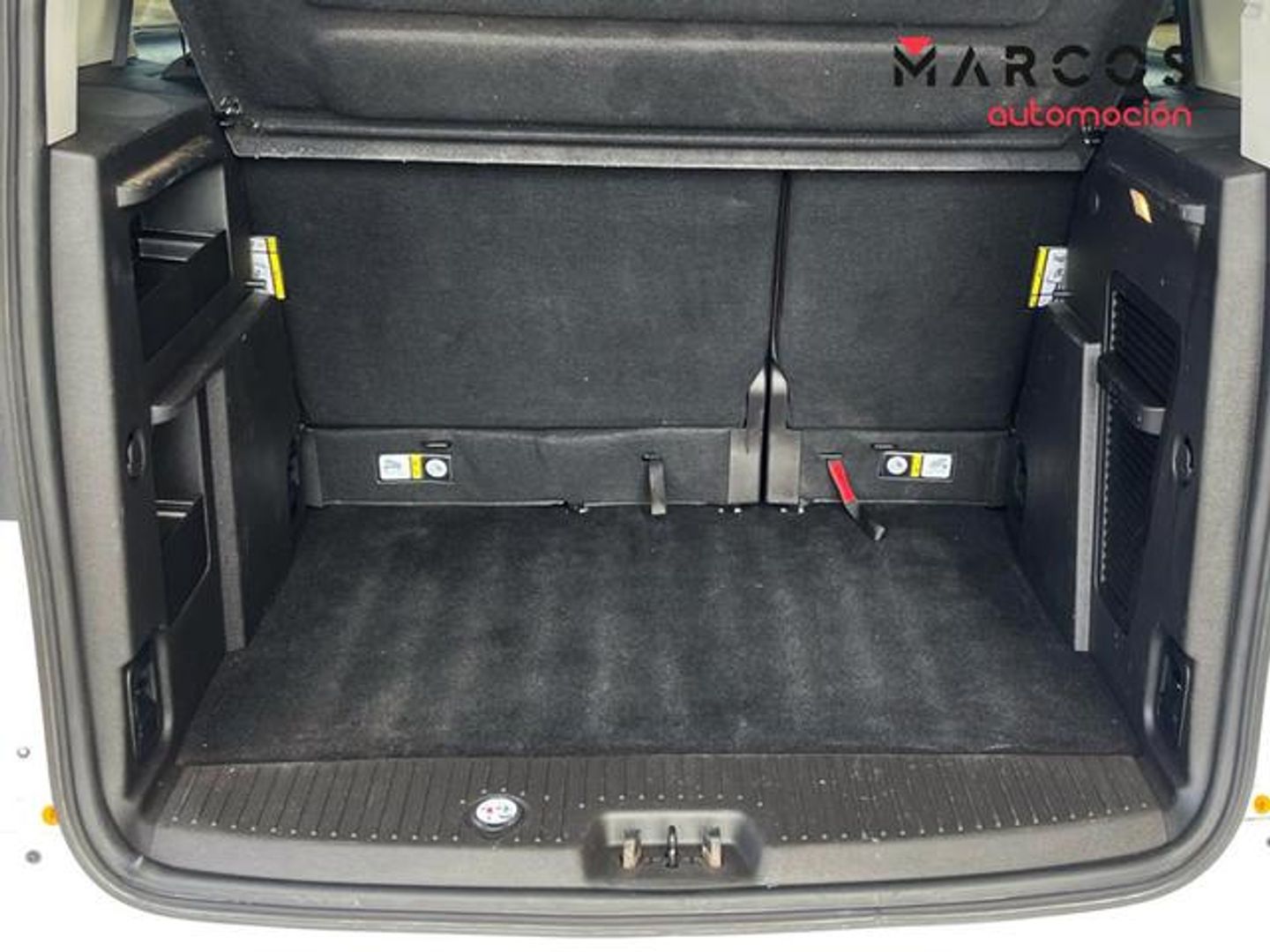 Ford Tourneo Courier 1.5 TDCi Titanium 74 kW (100 CV)