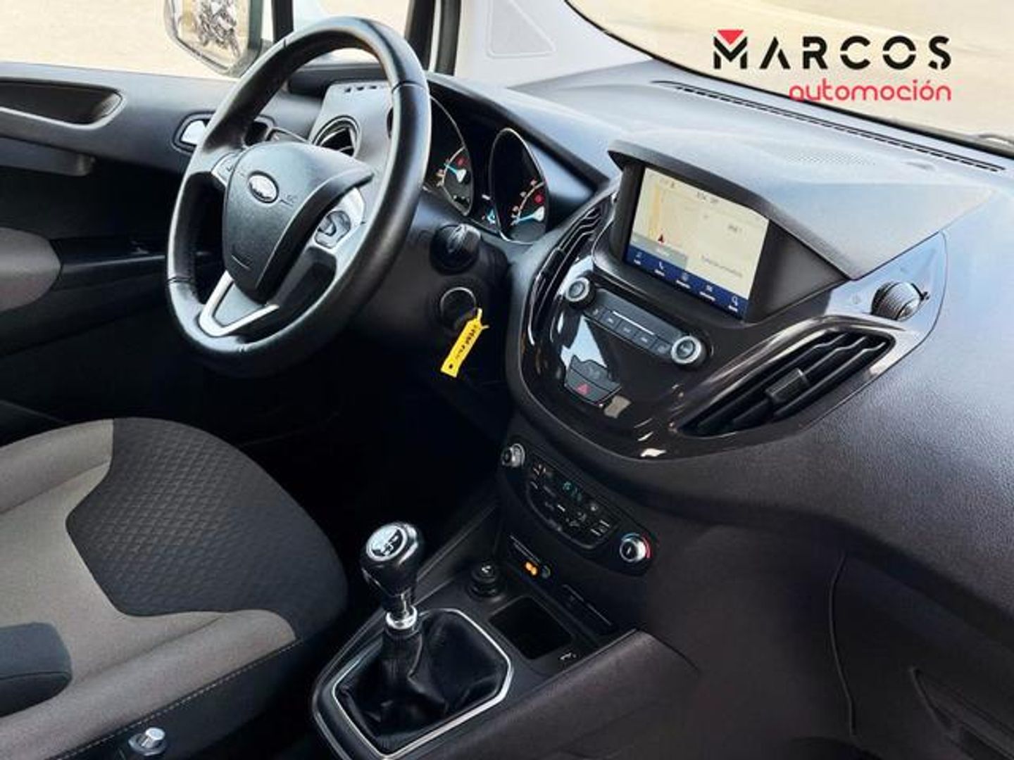 Ford Tourneo Courier 1.5 TDCi Titanium 74 kW (100 CV)