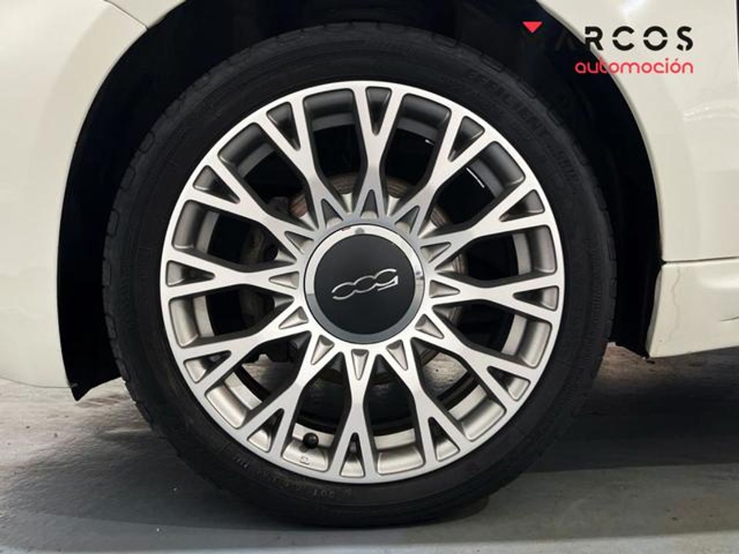 Fiat 500 1.0 Hybrid Dolcevita 51 kW (70 CV)