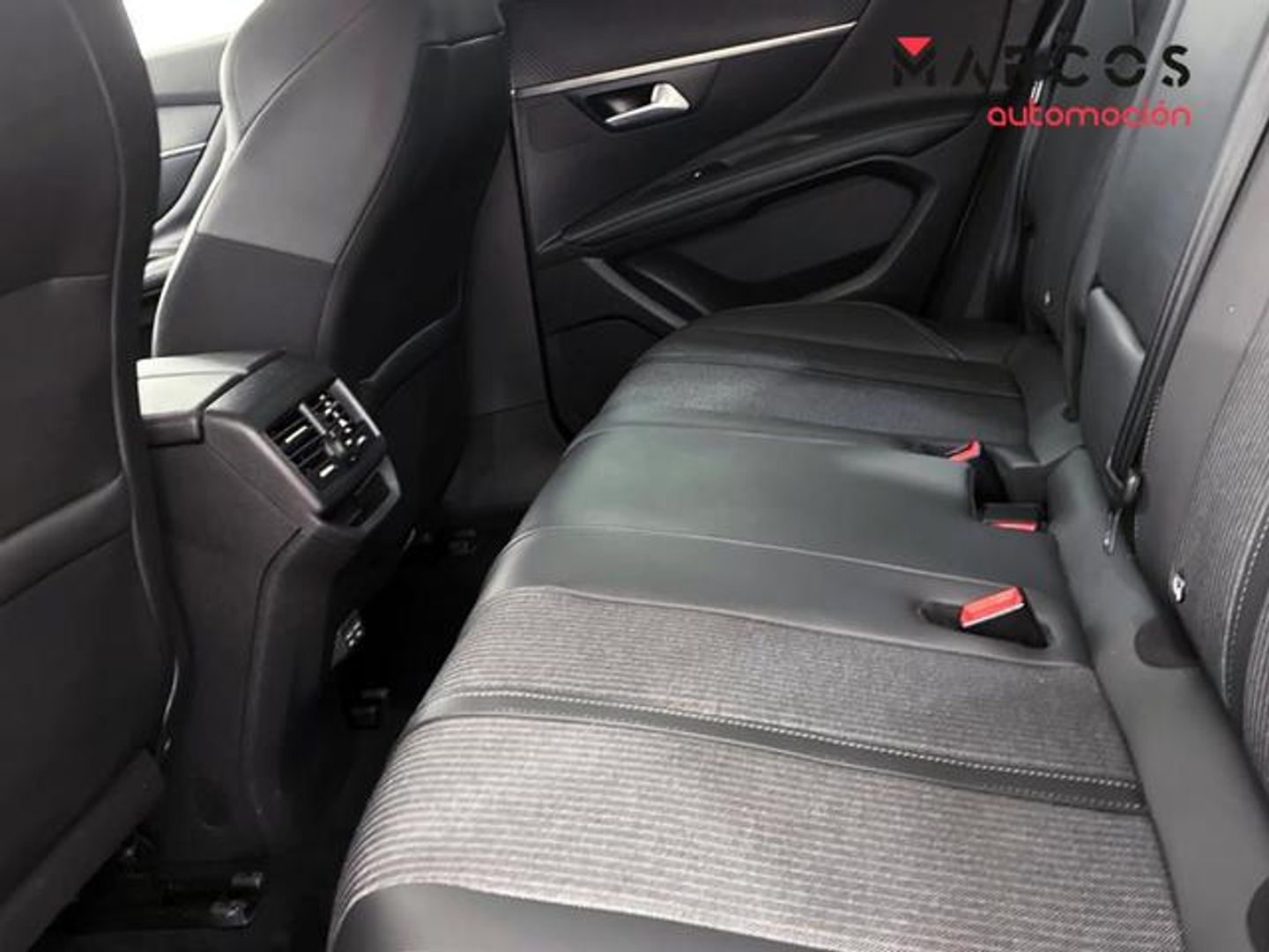 Peugeot 3008 BlueHDI 130 S&S Allure 96 kW (130 CV)