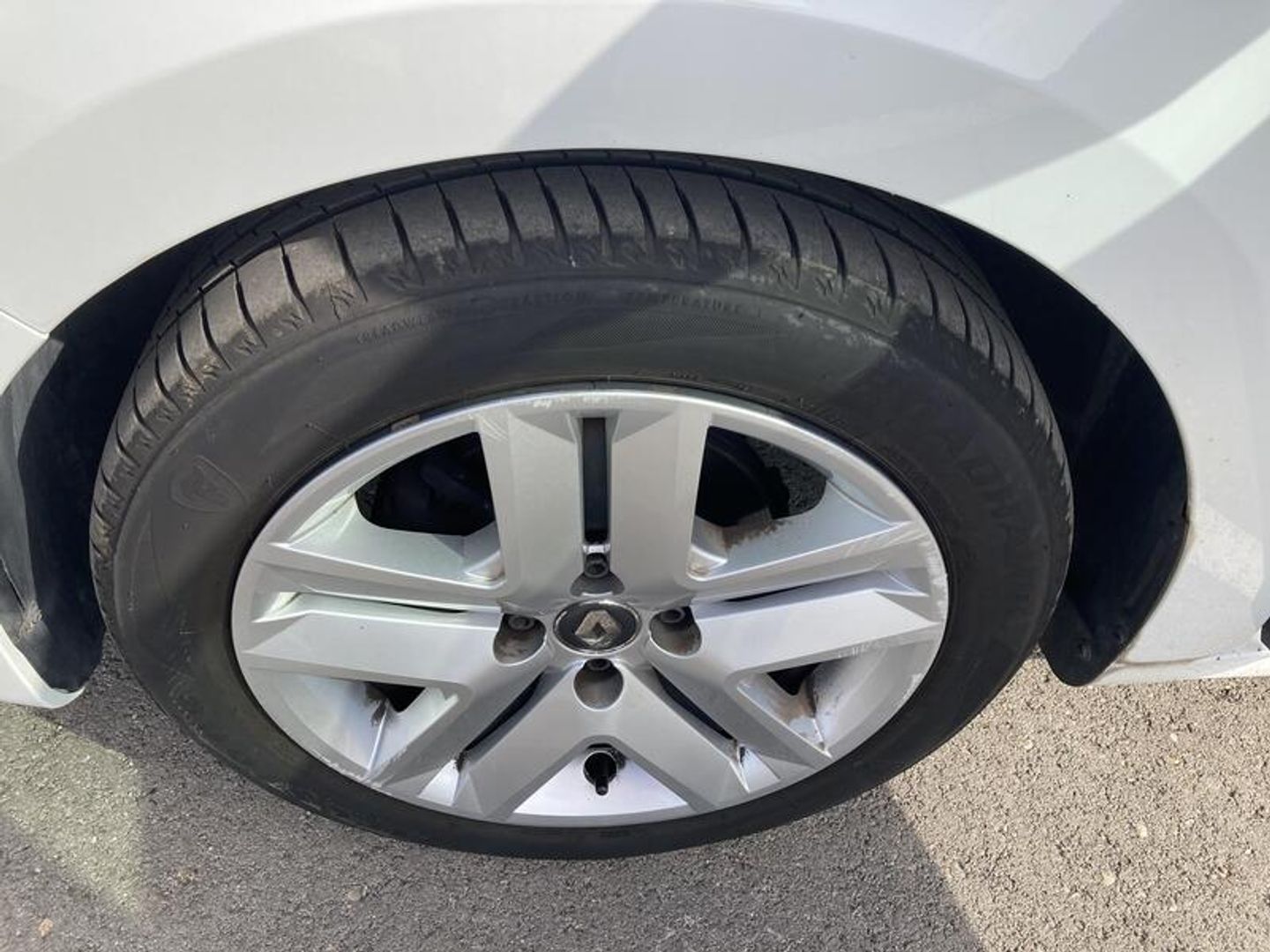 Renault Clio Intens TCe 66 kW (90 CV)