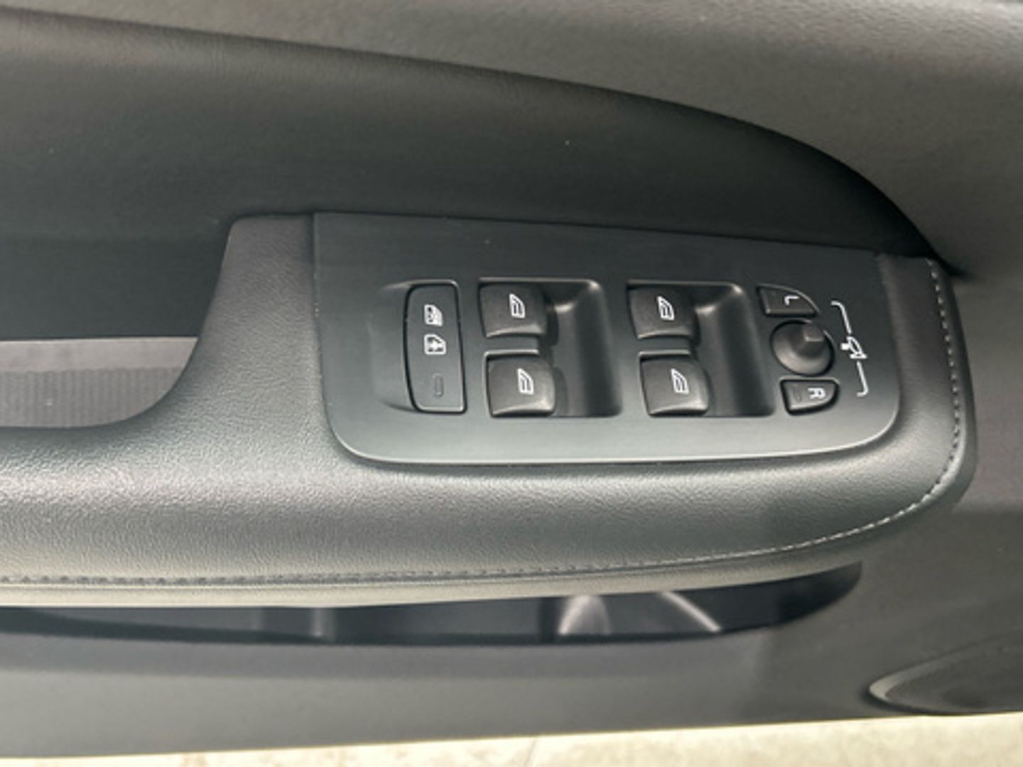 Volvo S60 T8 Recharge Ultimate Dark Auto 335 kW (455 CV)