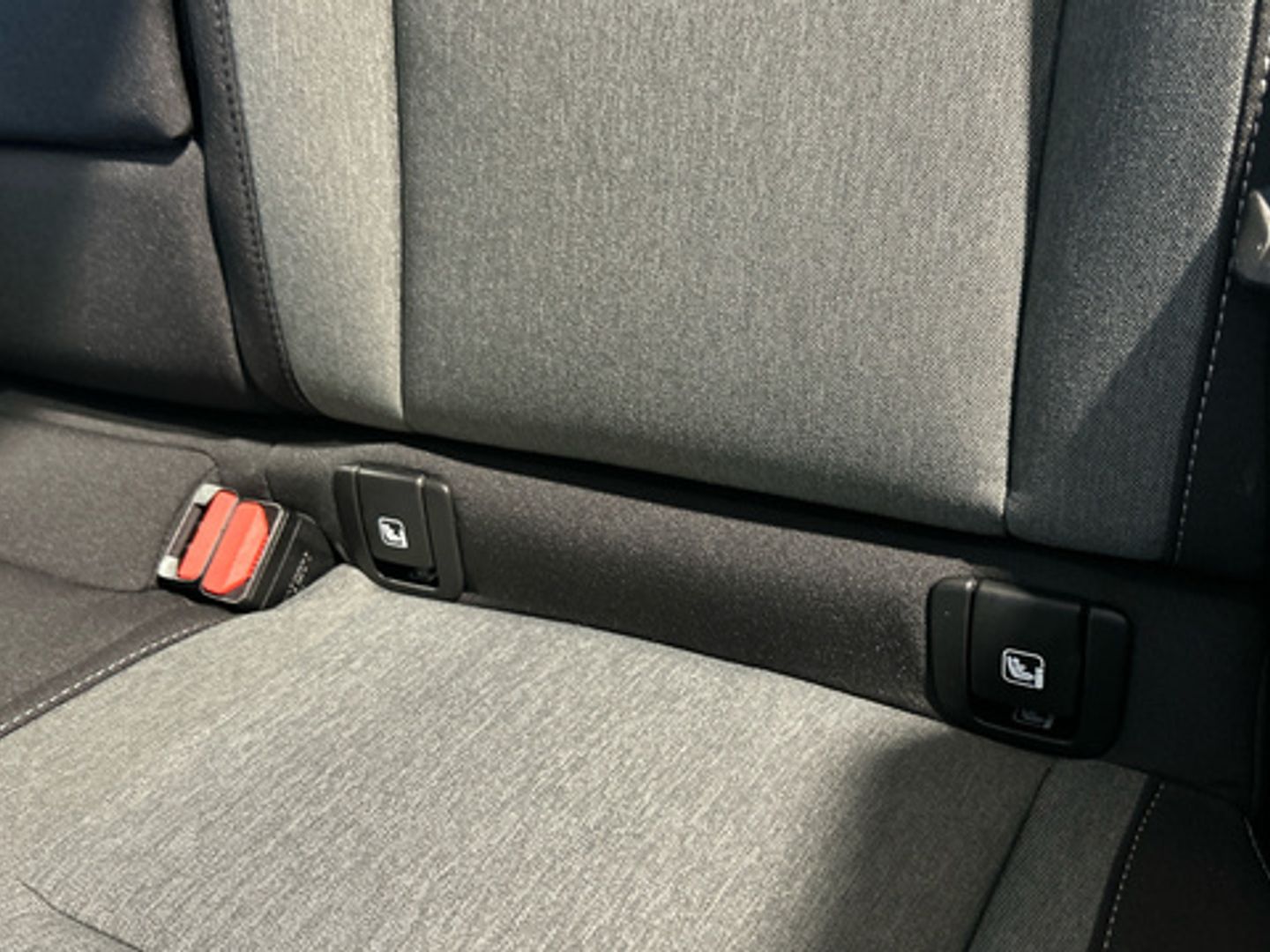 Volvo XC40 B3 G Plus Dark Auto 120 kW (163 CV)