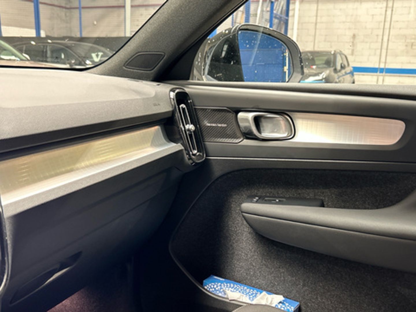 Volvo XC40 B3 G Plus Dark Auto 120 kW (163 CV)