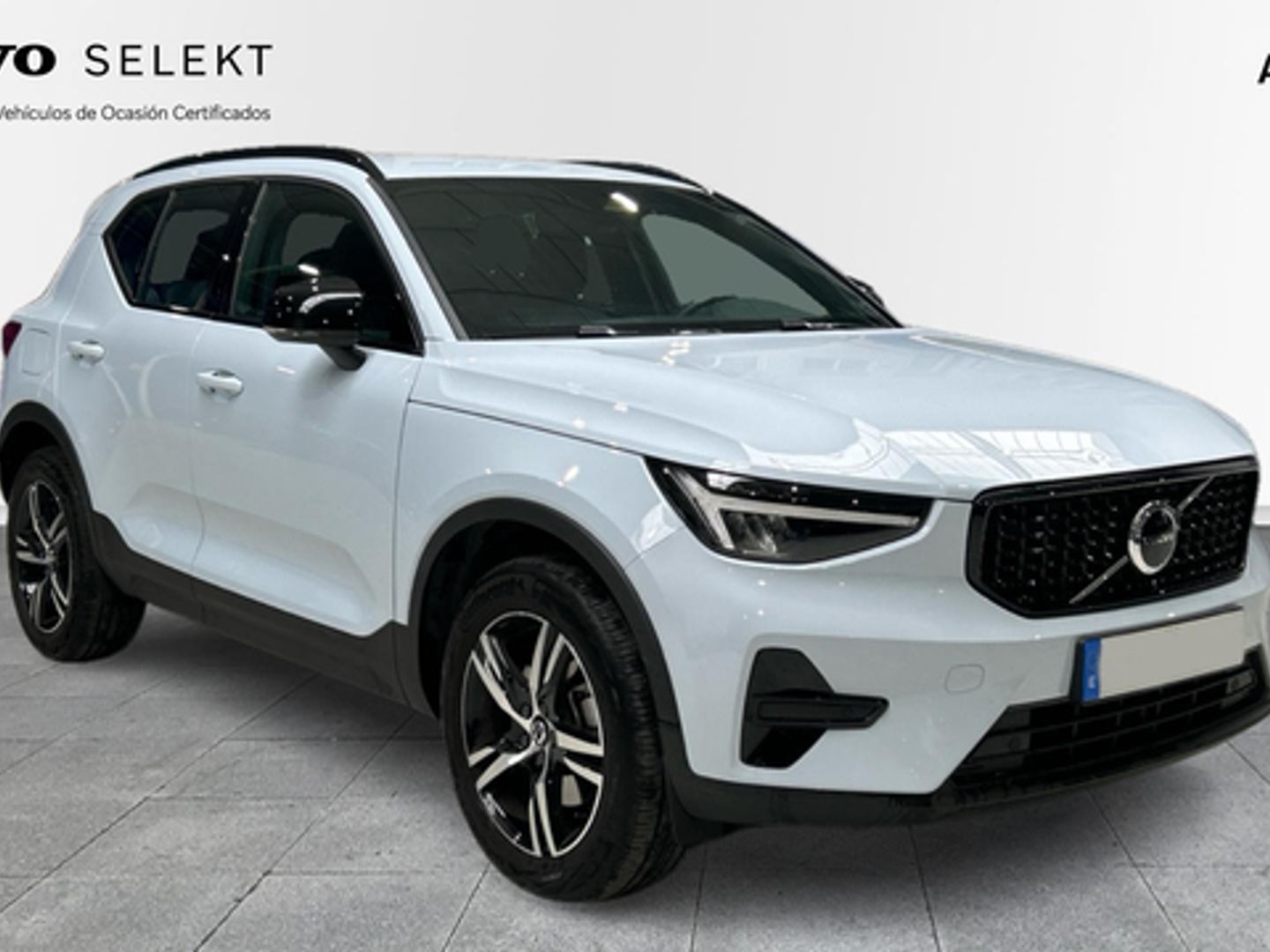 Volvo XC40 B3 G Plus Dark Auto 120 kW (163 CV)