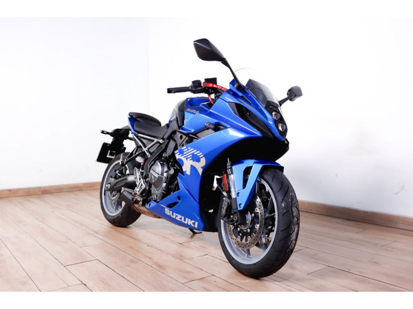 Suzuki GSX-8R