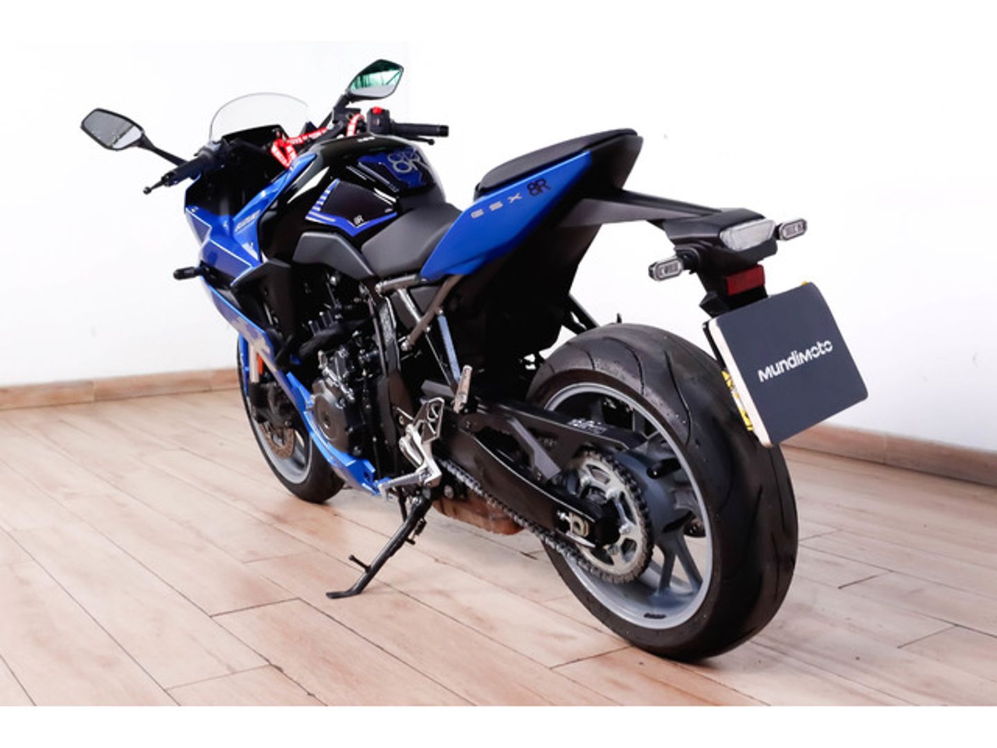 Suzuki GSX-8R