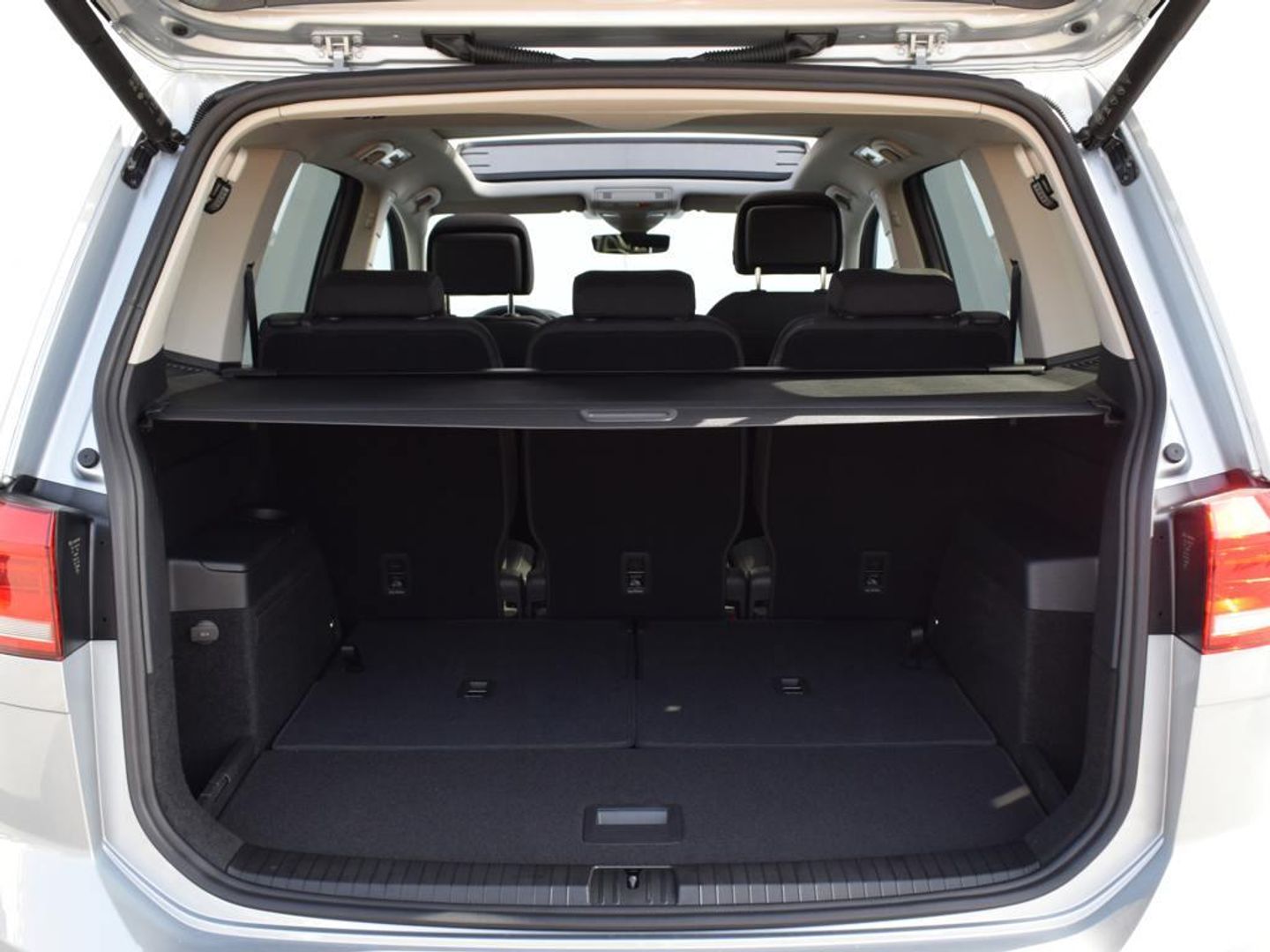 Volkswagen Touran ``Más`` 2.0 TDI 110 kW (150 CV) DSG