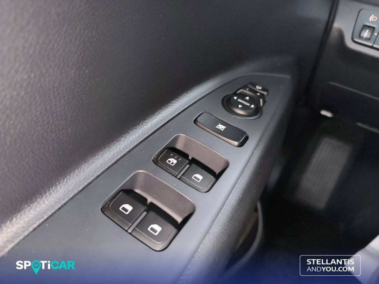 Kia Stonic 1.0 T-GDi MHEV Drive 74 kW (100 CV)