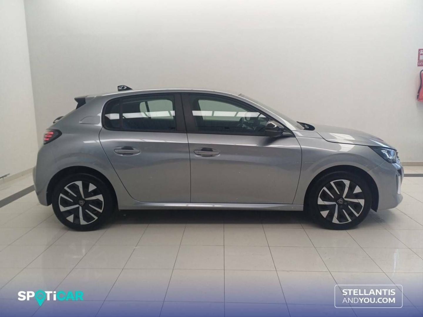 Peugeot 208 PureTech 100 Active 75 kW (100 CV)