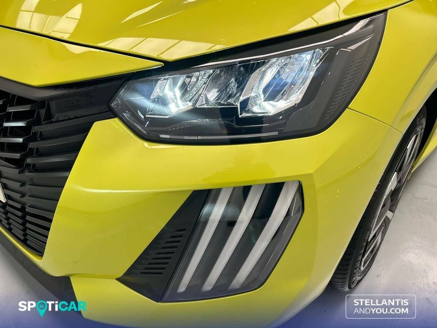 Peugeot 208 PureTech 100 Active 75 kW (100 CV)