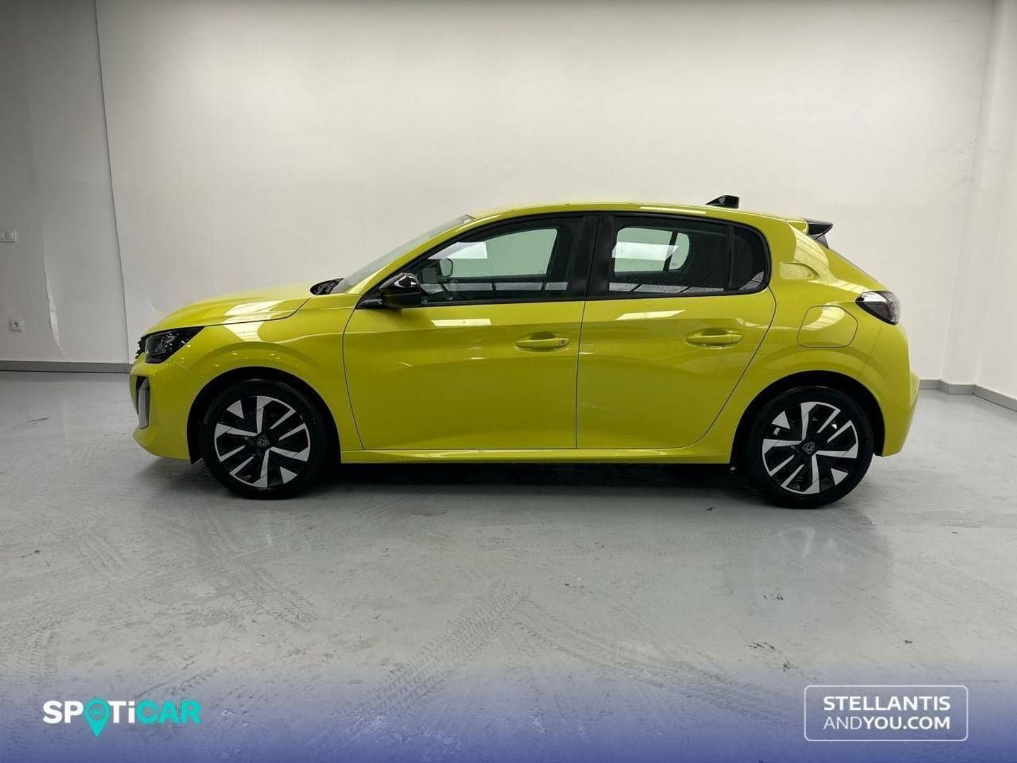 Peugeot 208 PureTech 100 Active 75 kW (100 CV)