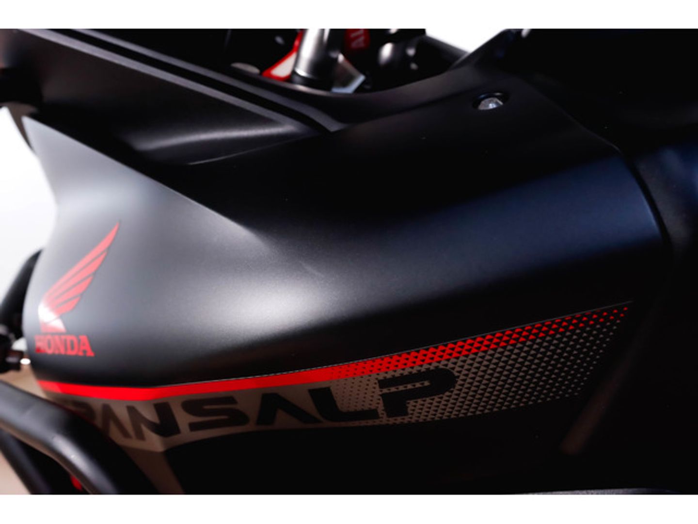 Honda XL750 Trans alp a2