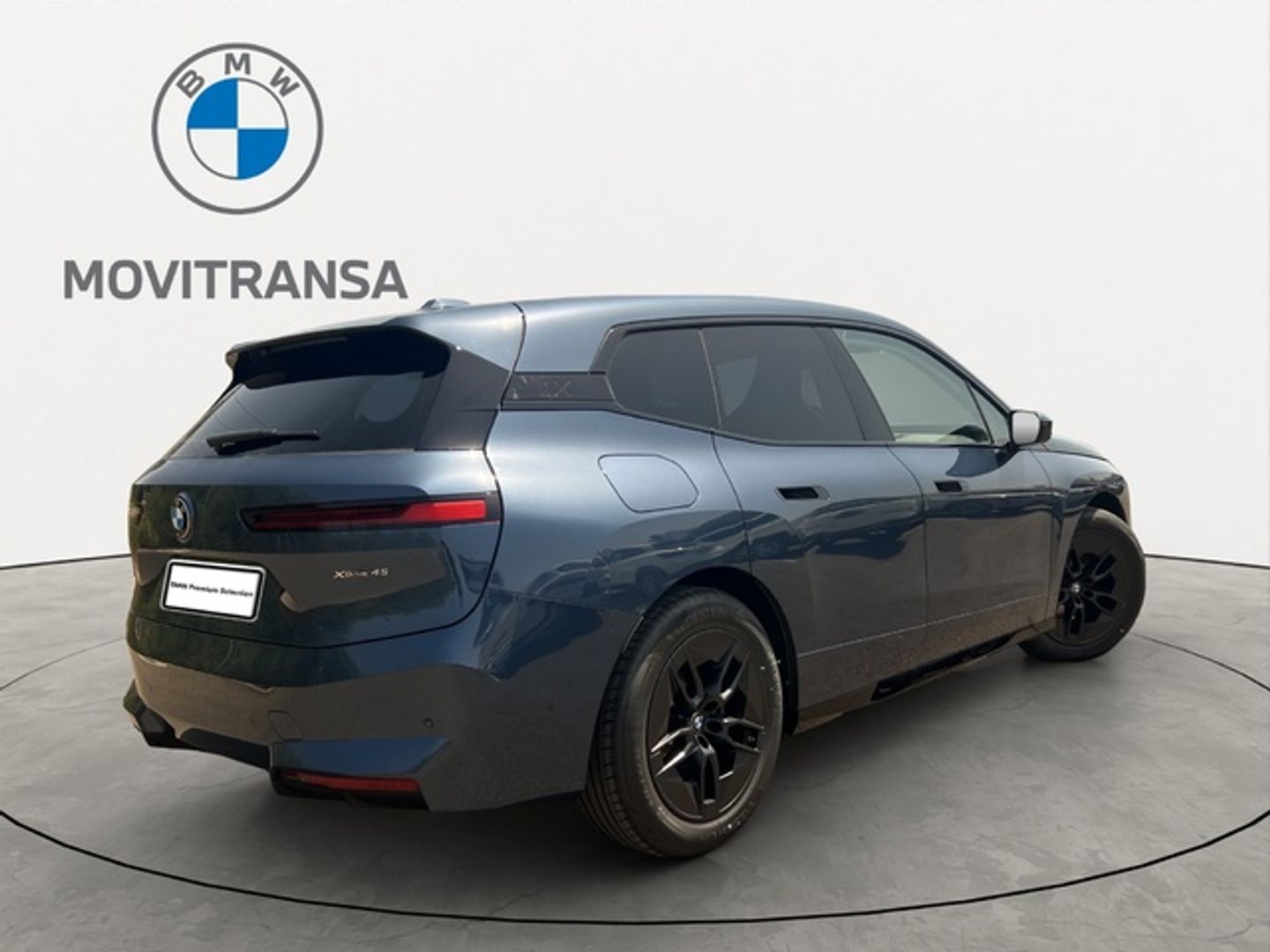 BMW iX xDrive45 300 kW (408 CV)