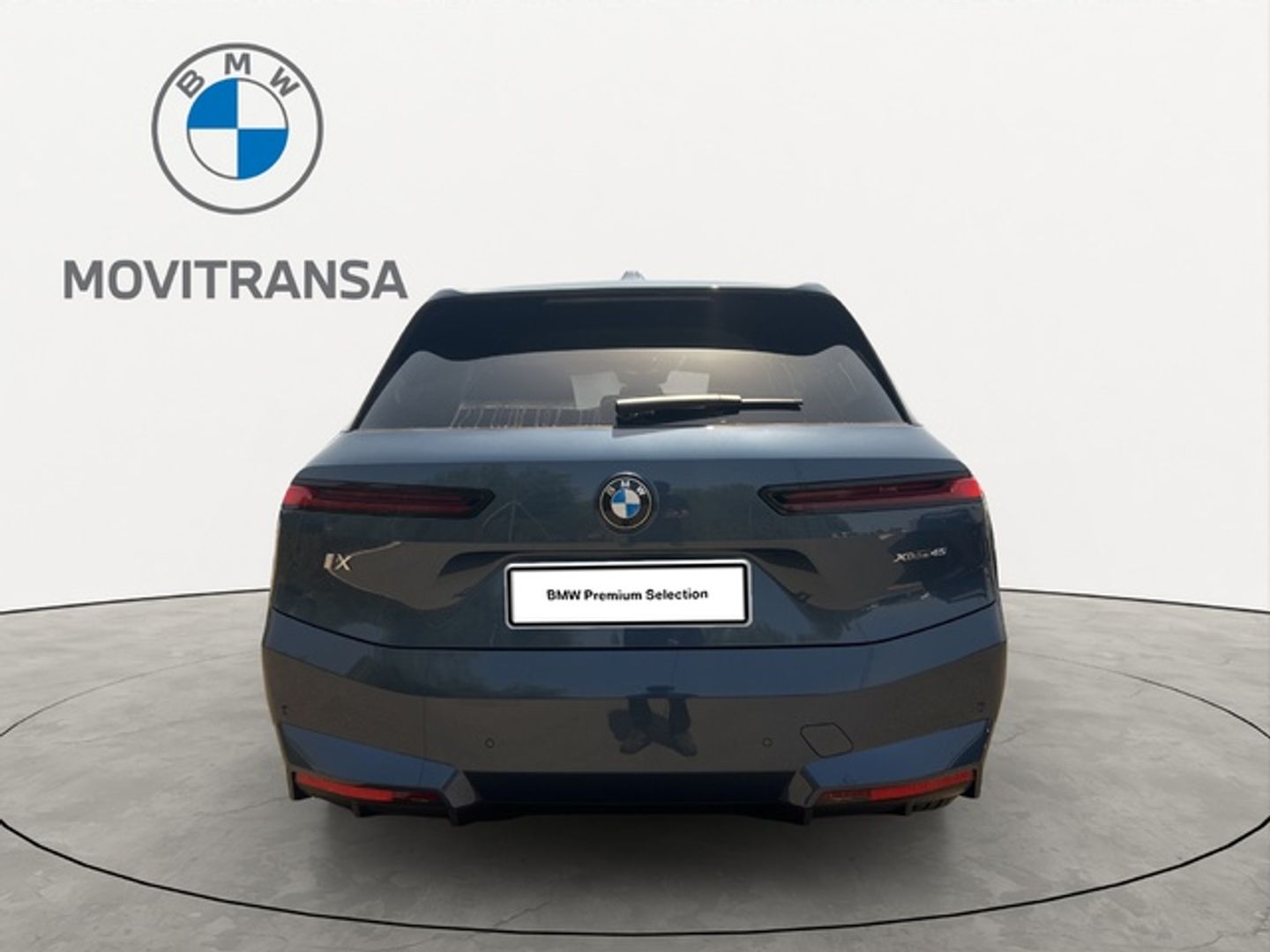BMW iX xDrive45 300 kW (408 CV)