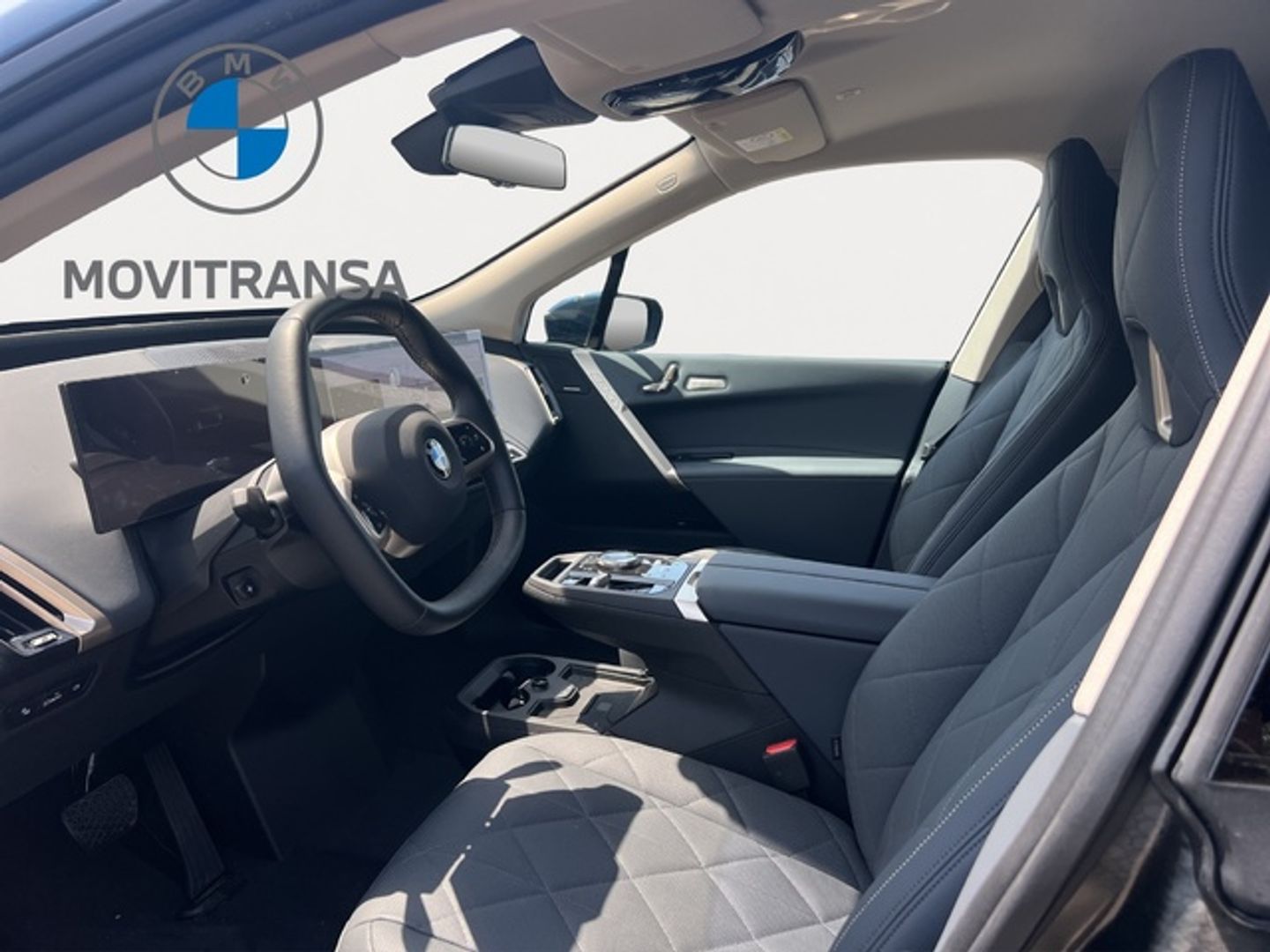BMW iX xDrive45 300 kW (408 CV)