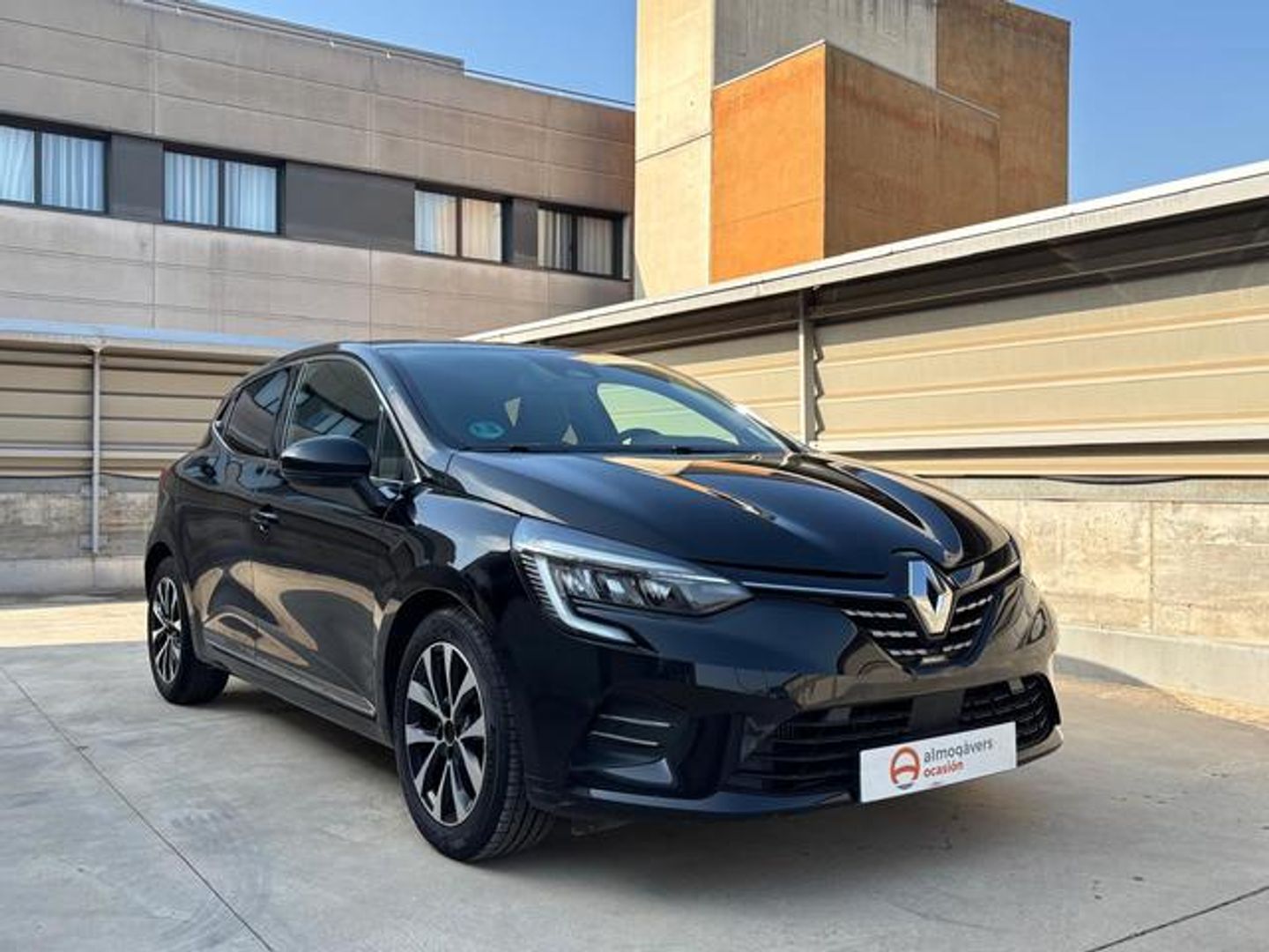 Renault Clio Techno TCe 66 kW (90 CV) Negro Sedan