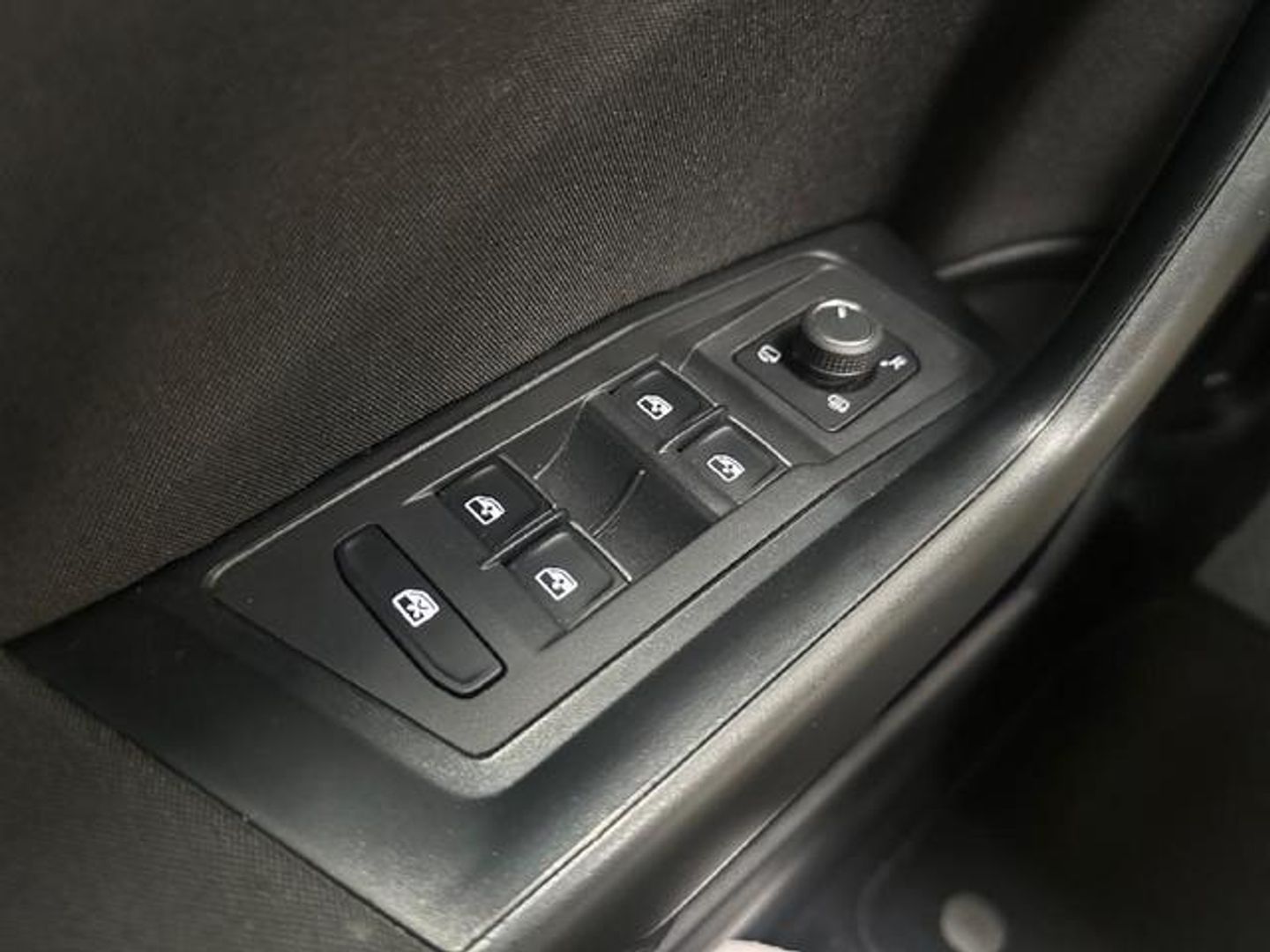 Volkswagen T-Roc Advance 1.0 TSI 81 kW (110 CV)