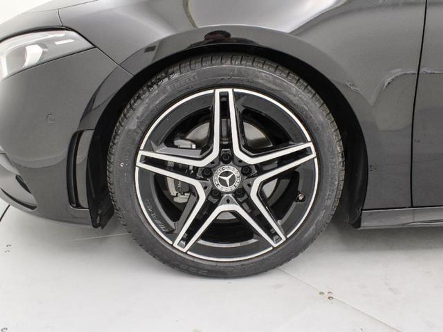 Mercedes-Benz Clase A 180 100 kW (136 CV)