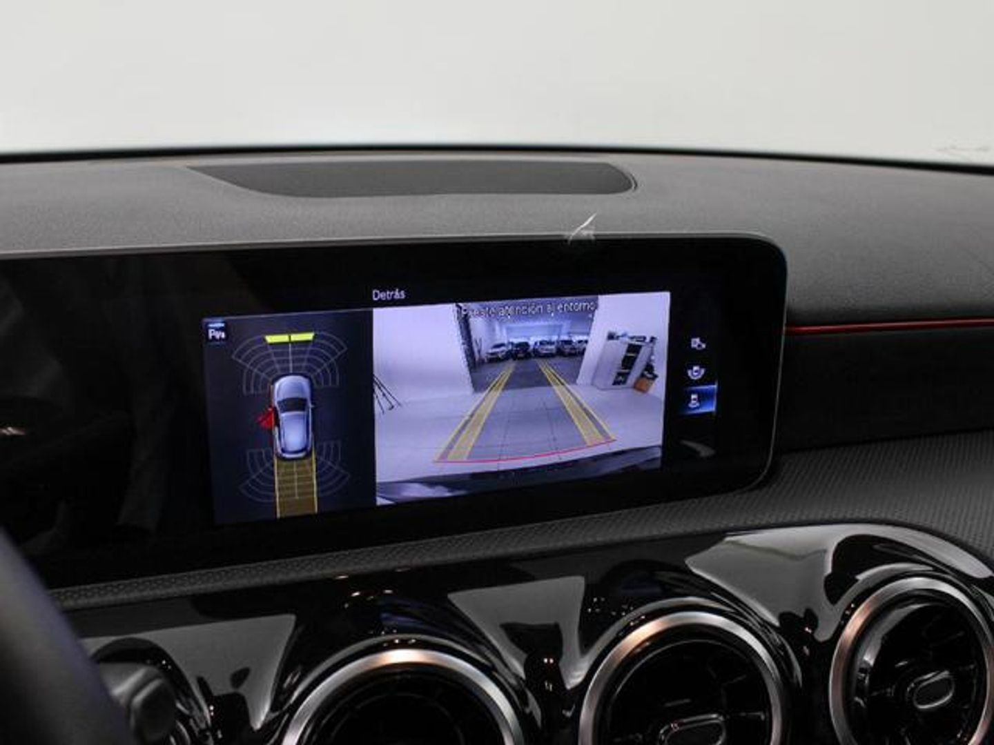 Mercedes-Benz Clase A 180 100 kW (136 CV)