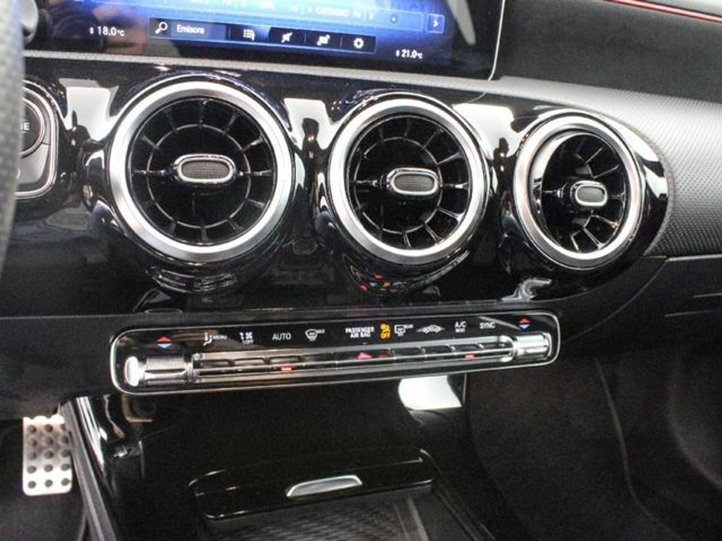 Mercedes-Benz Clase A 180 100 kW (136 CV)