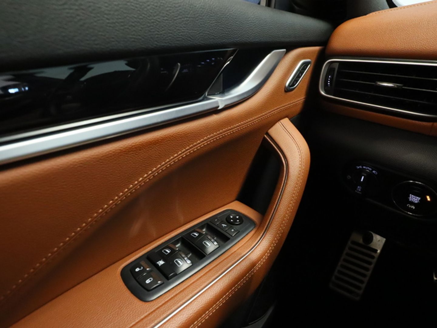 Maserati Levante 2.0 GT L4 Hybrid-Gasolina AWD 243 kW (330 CV)