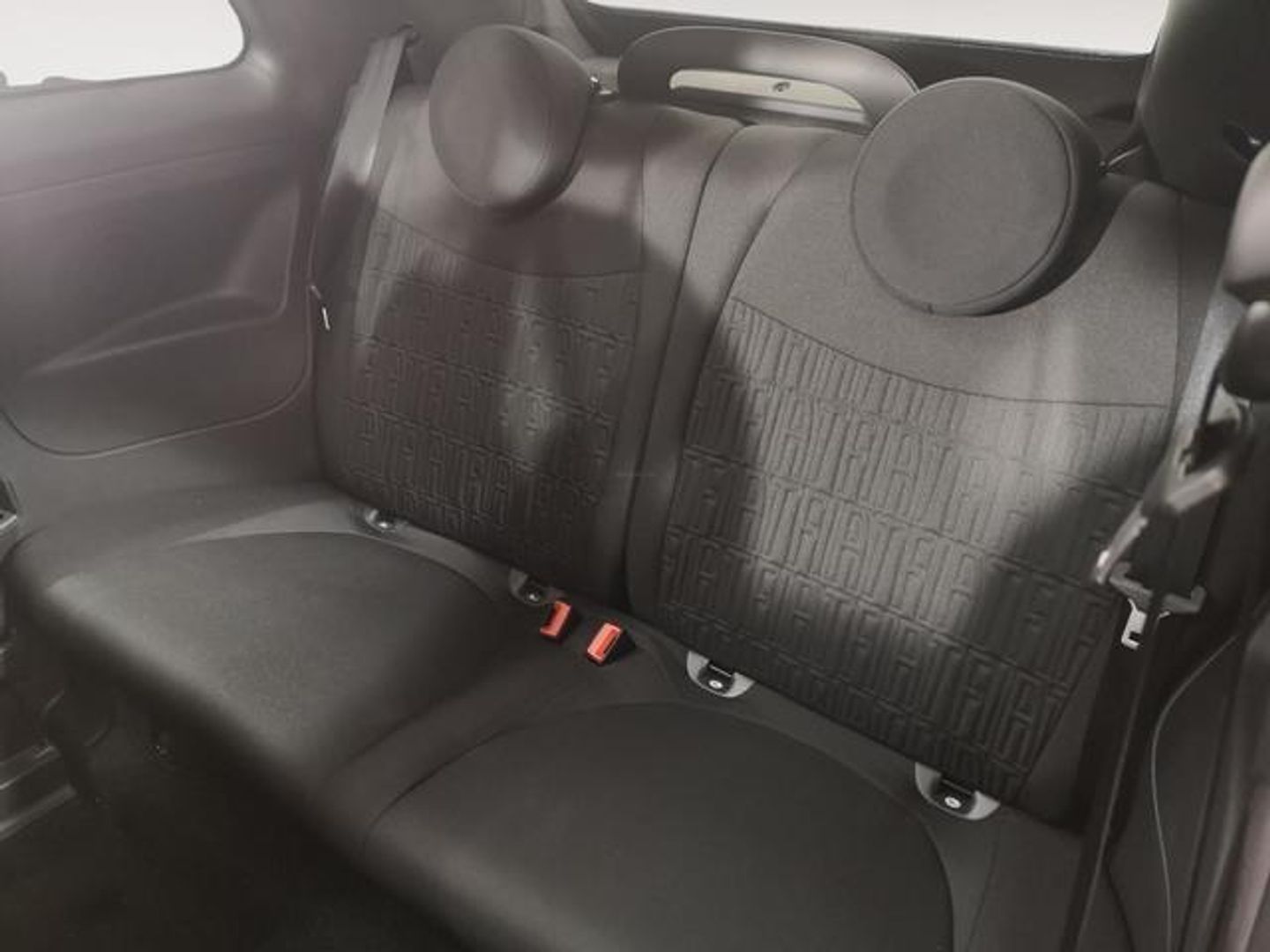 Fiat 500 1.0 Hybrid Dolcevita 51 kW (70 CV)