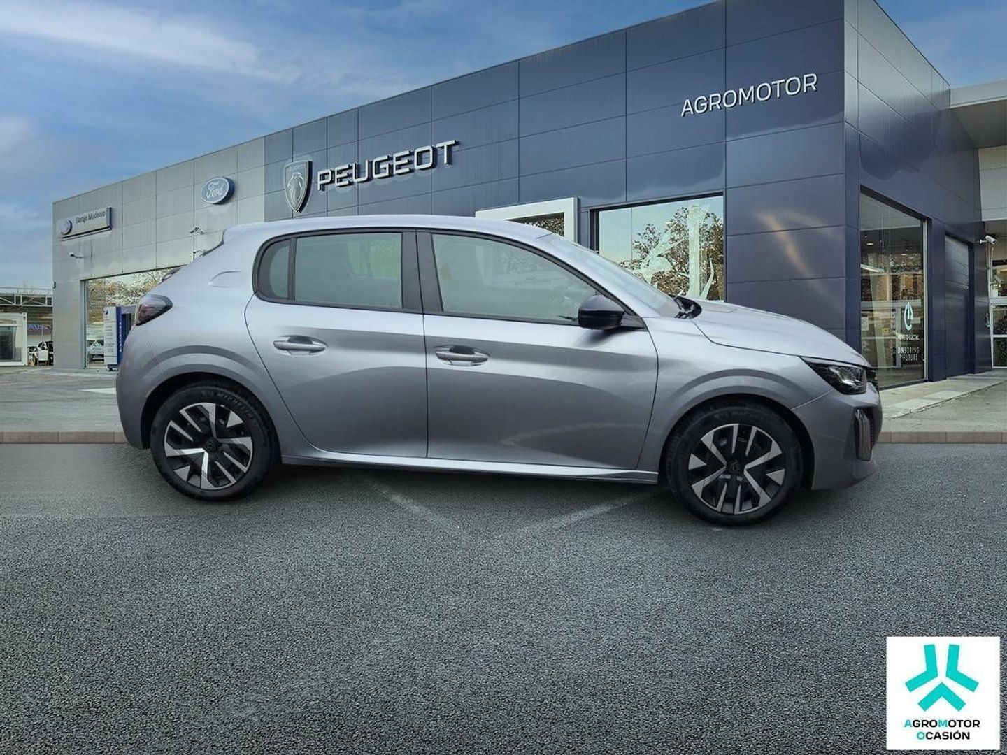 Peugeot 208 Style Hybrid 100 eDCS6 74 kW (100 CV)