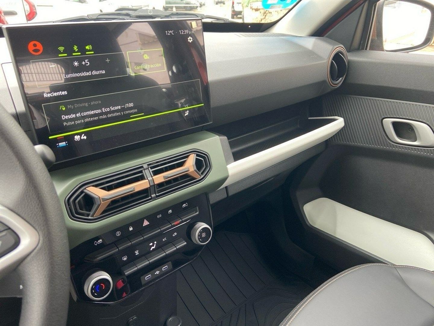 Dacia Spring Extreme Electric 48 kW (65 CV)