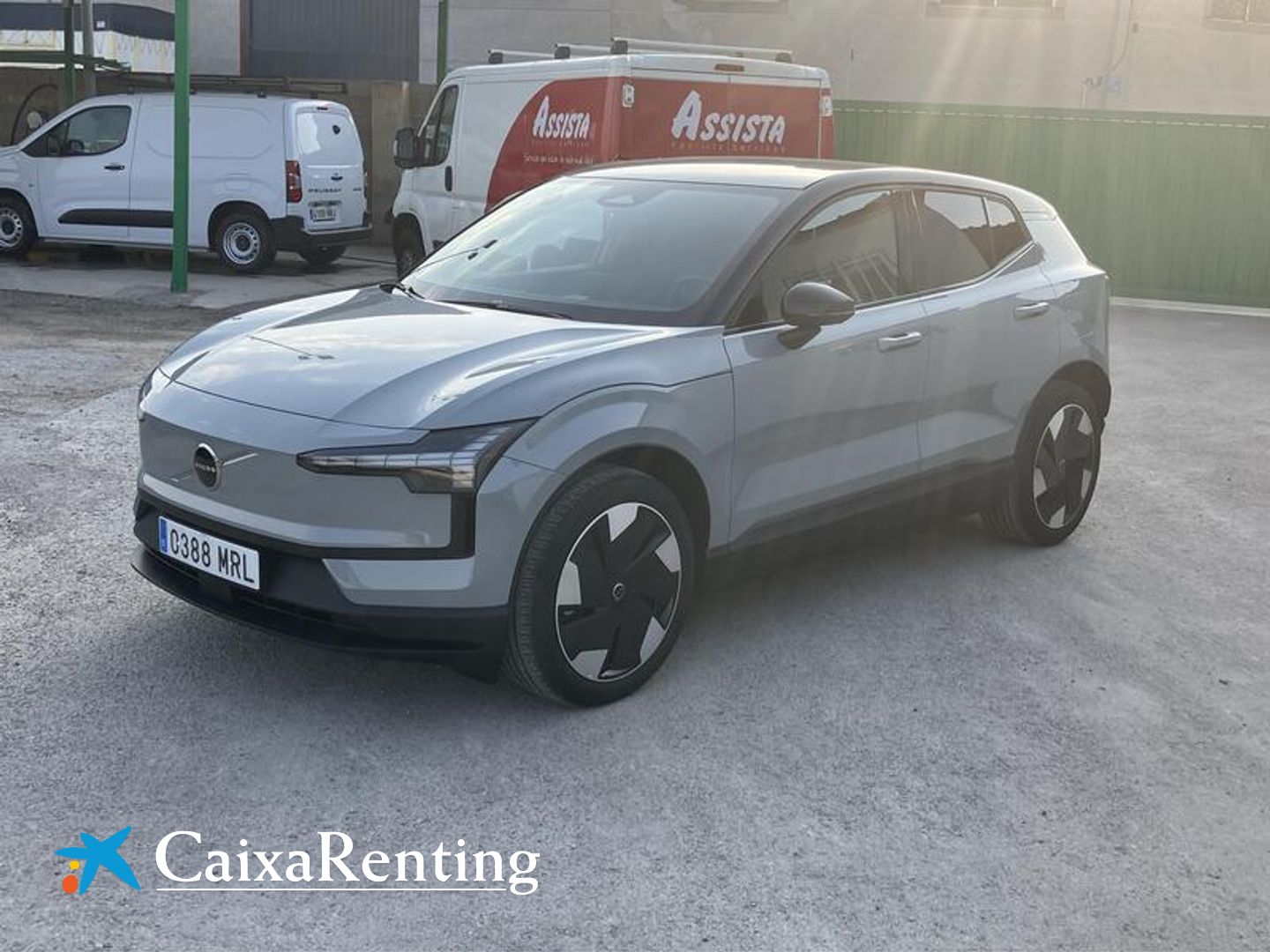 Volvo EX30 Single Motor Extended Range Plus Auto 200 kW (272 CV) Gris SUV