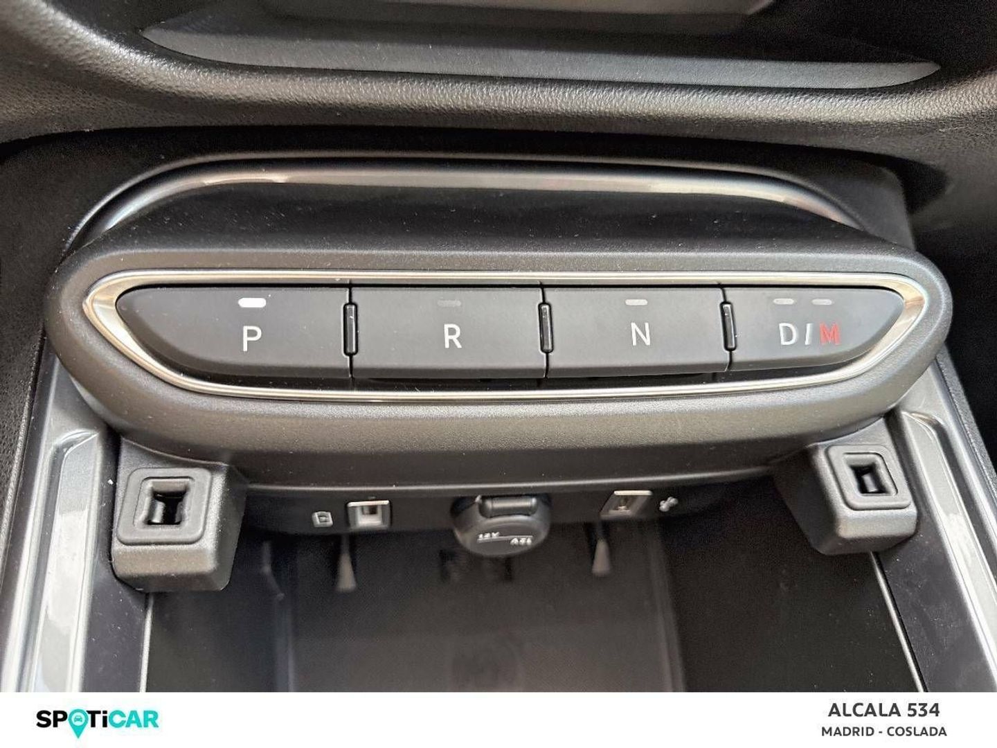 Fiat 600 1.2 MHEV La prima DDCT 74 kW (100 CV)