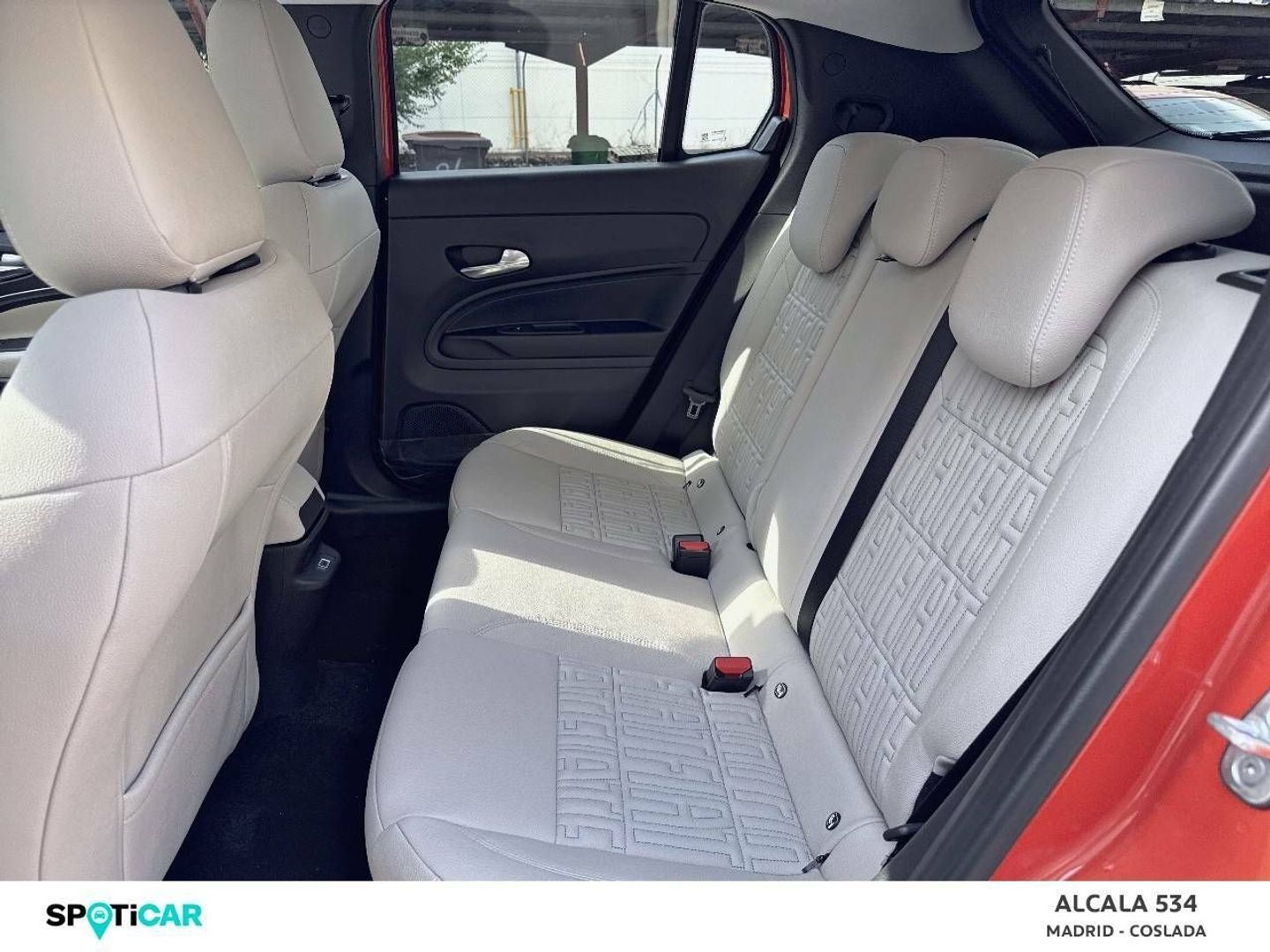 Fiat 600 1.2 MHEV La prima DDCT 74 kW (100 CV)