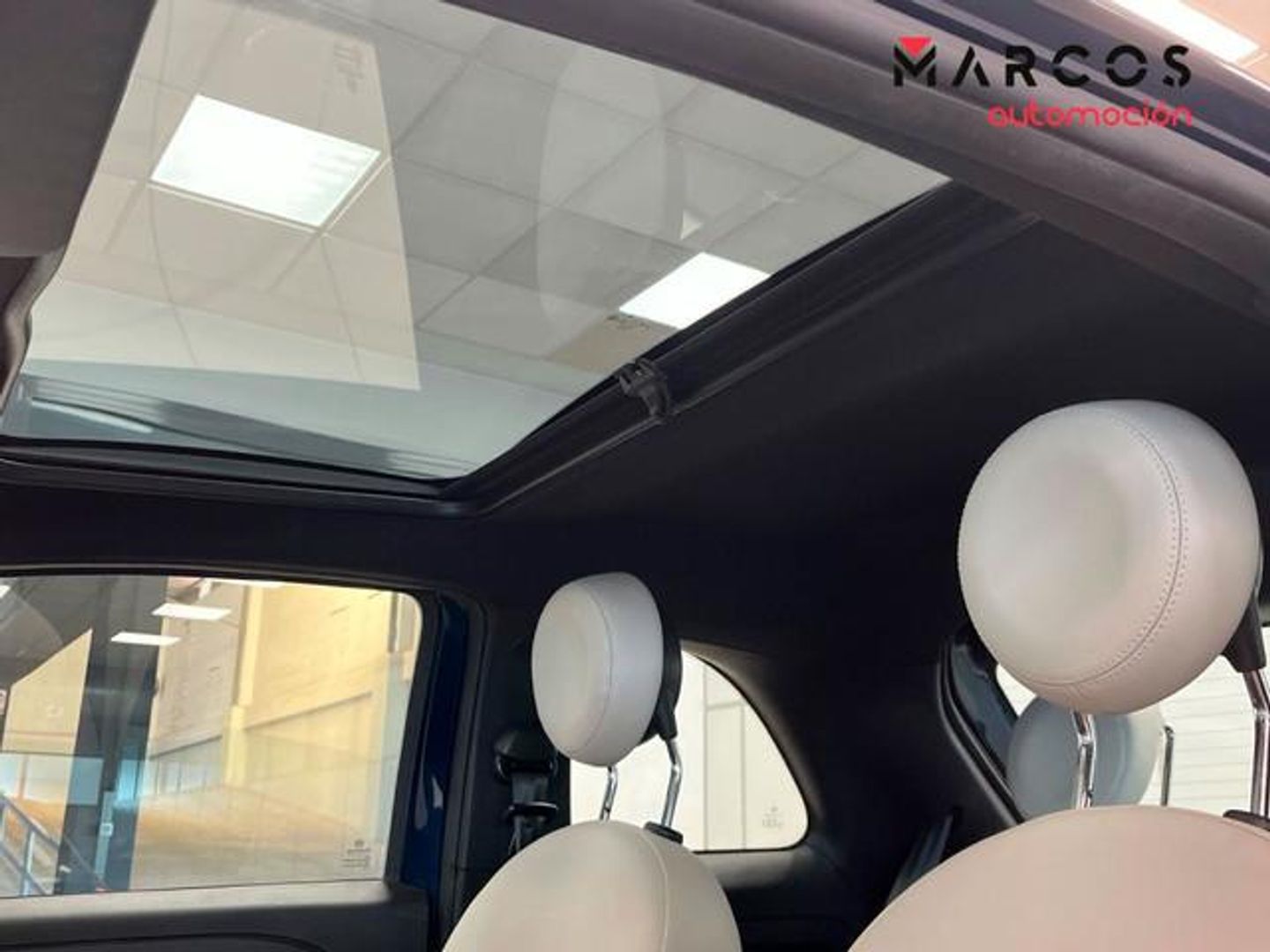Fiat 500 1.0 Hybrid Dolcevita 51 kW (70 CV)
