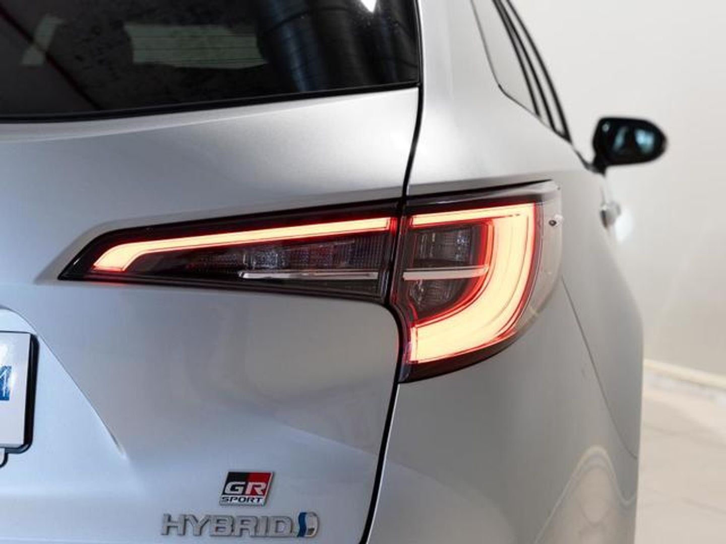 Toyota Corolla 2.0 180H Touring Sports GR-Sport E-CVT 132 kW (180 CV)