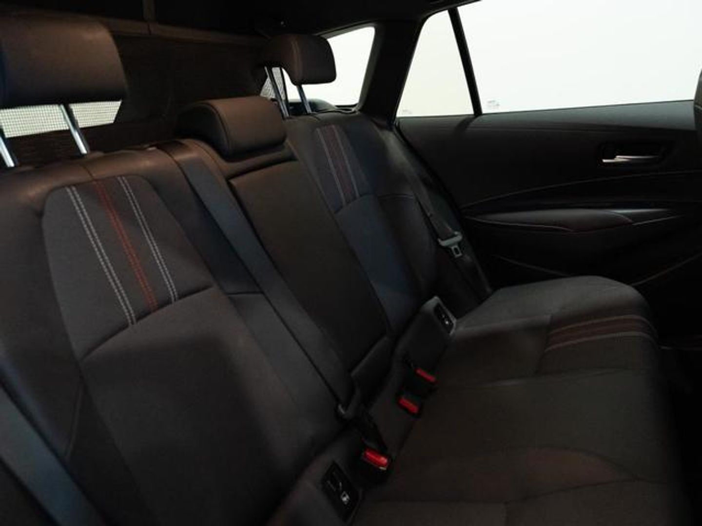 Toyota Corolla 2.0 180H Touring Sports GR-Sport E-CVT 132 kW (180 CV)